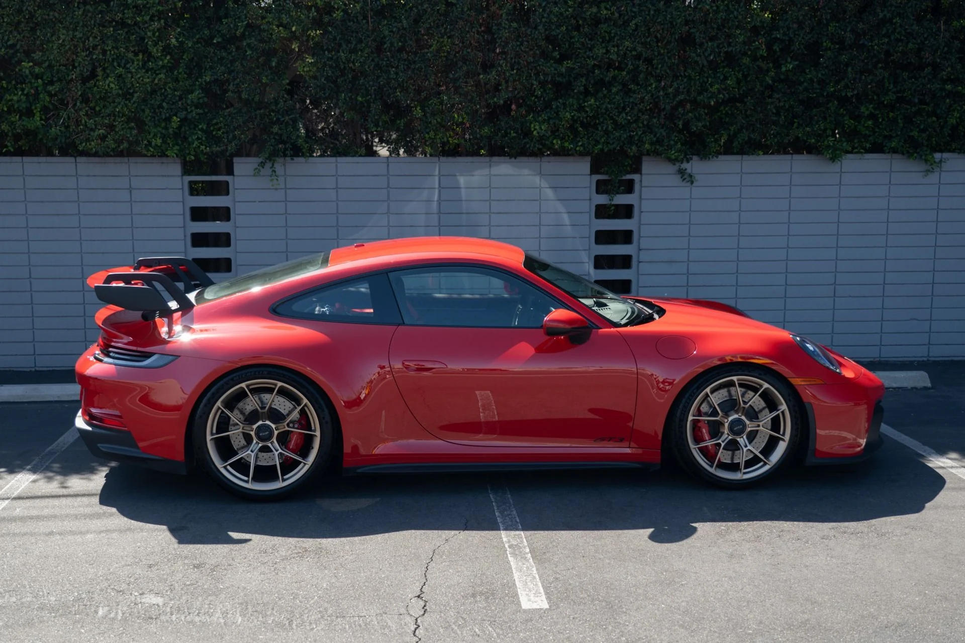 mph006_2949190481_Used_2022_Porsche_911_GT_3_1757030198_ae061b3429