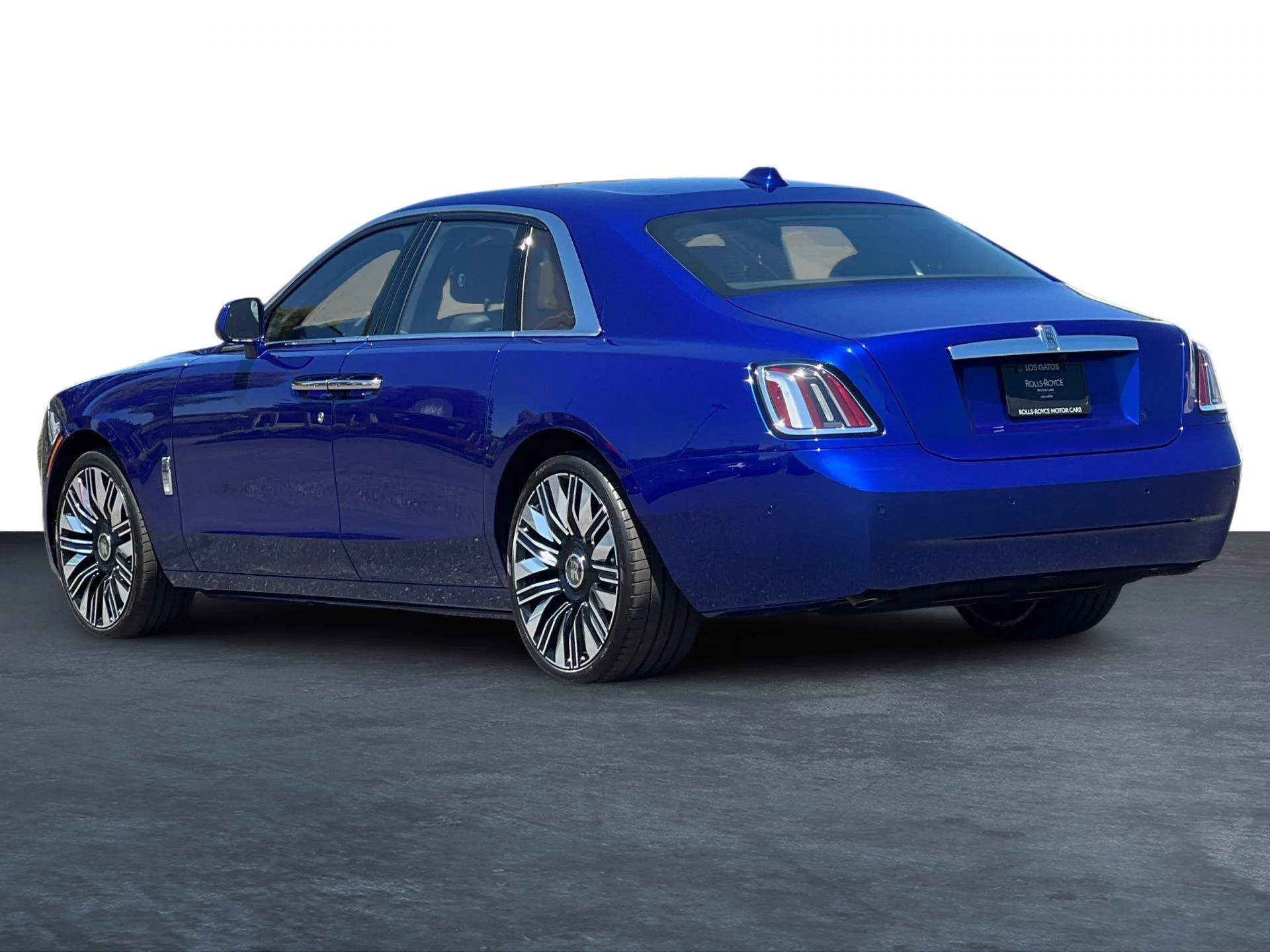 mph006_2949952611_Used_2026_Rolls_Royce_Ghost_1780994434_d030a85e52