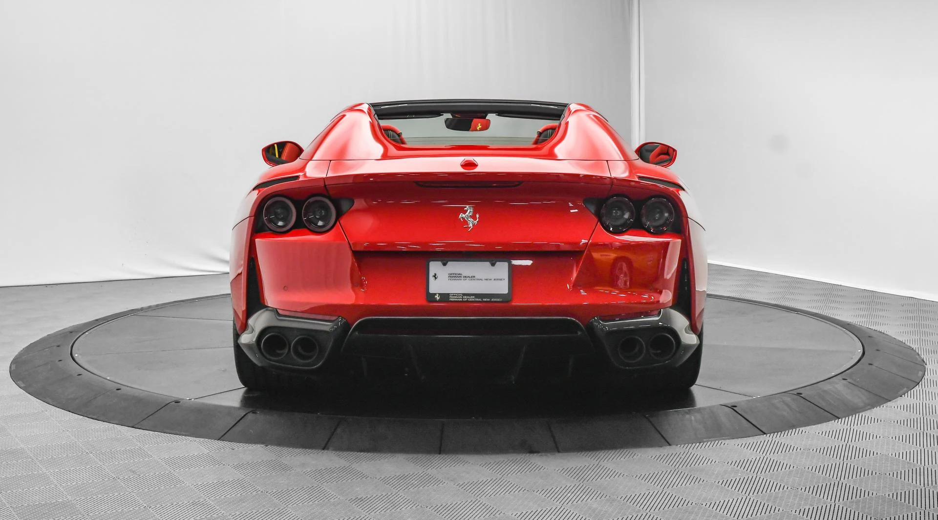 mph006_2956633144_Used_2021_Ferrari_812_GTS_1753257384_6e88734ecd