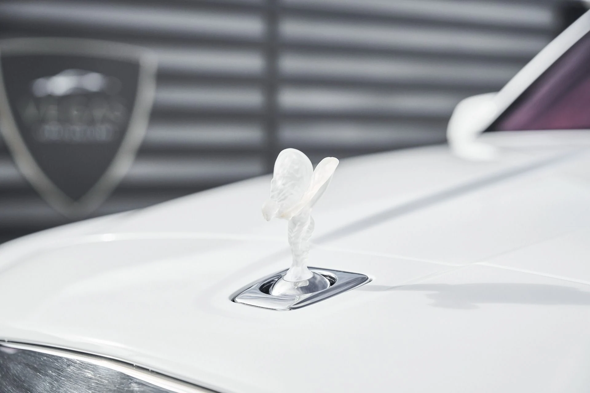 mph006_2957165051_Used_2025_Rolls_Royce_Cullinan_Base_1770950880_fac3b9d7cf