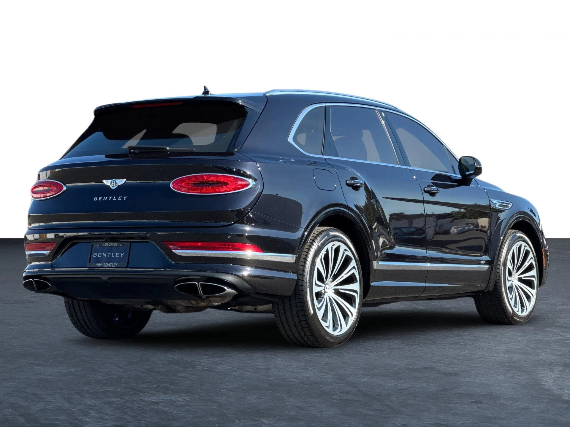 mph006_2960612745_Used_2022_Bentley_Bentayga_V8_1760603779_7391b03c78