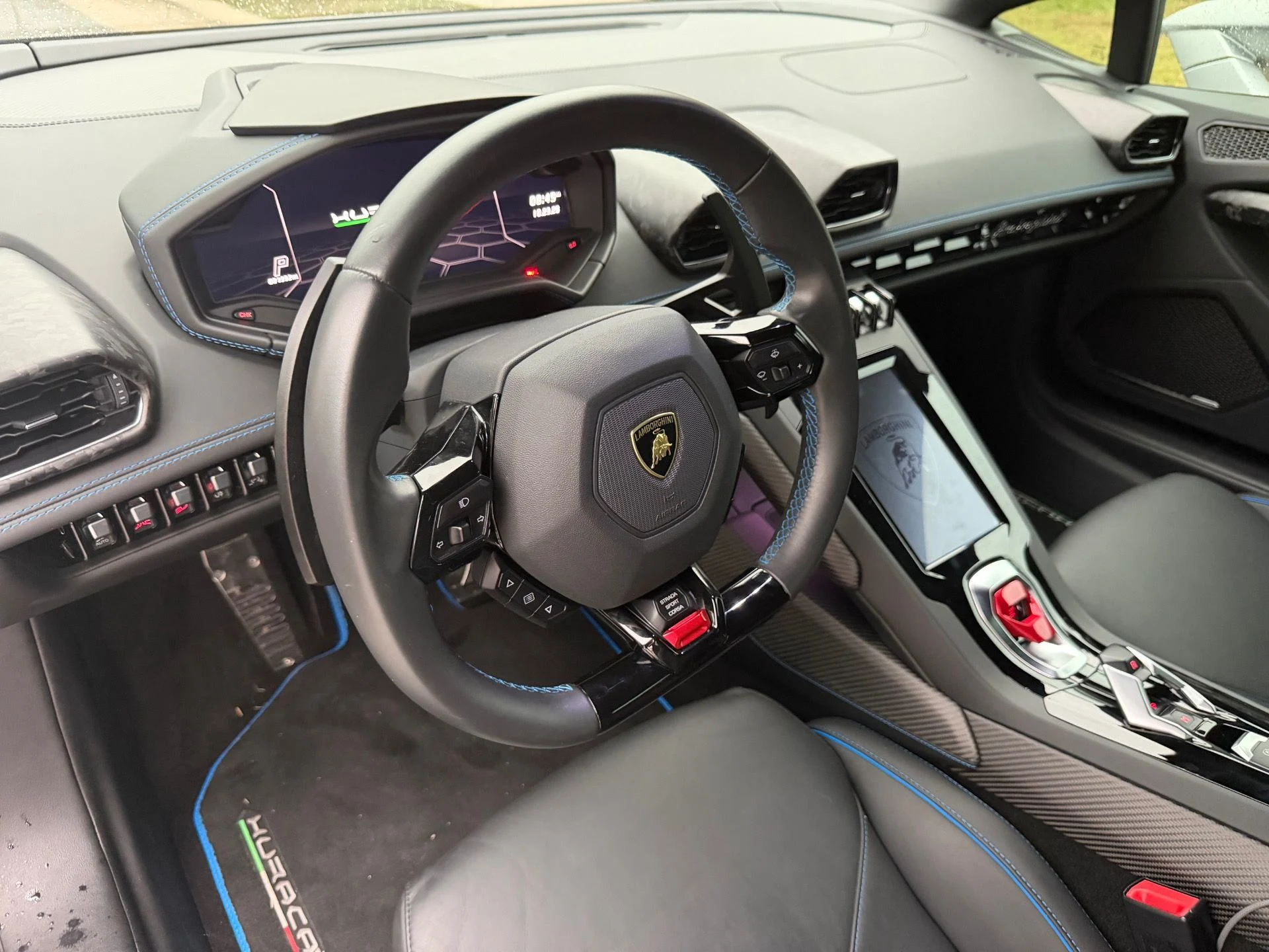 mph006_2966849231_Used_2020_Lamborghini_Huracan_EVO_1793287266_ca89a00580
