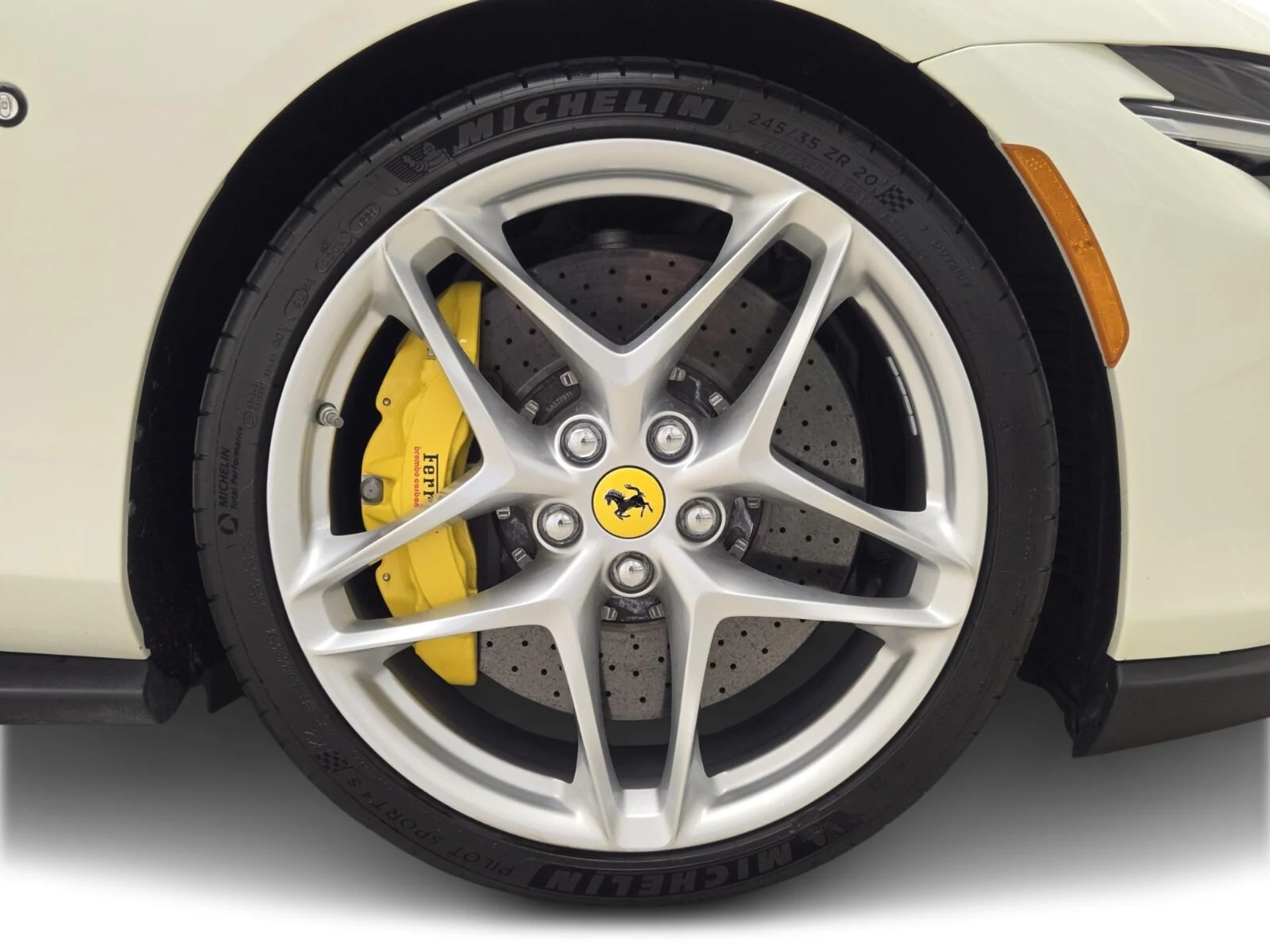 mph006_296916906_Used_2021_Ferrari_Roma_1753249540_6d3199d078