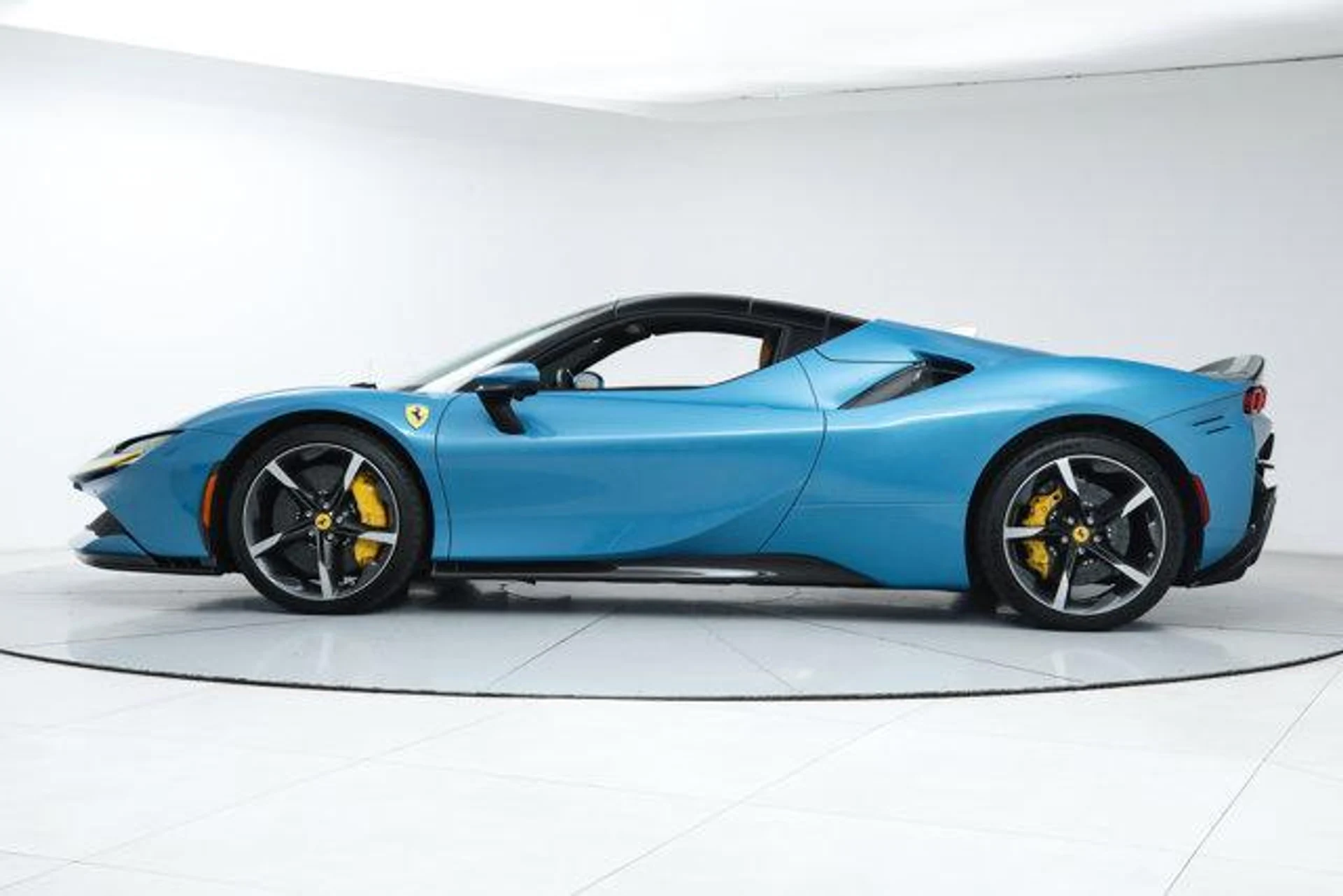 mph006_2982439579_3i_F4u2_L_Eg_Hz28r_AUK_Fh_Vvt_GS_93g_74be4ff9f9