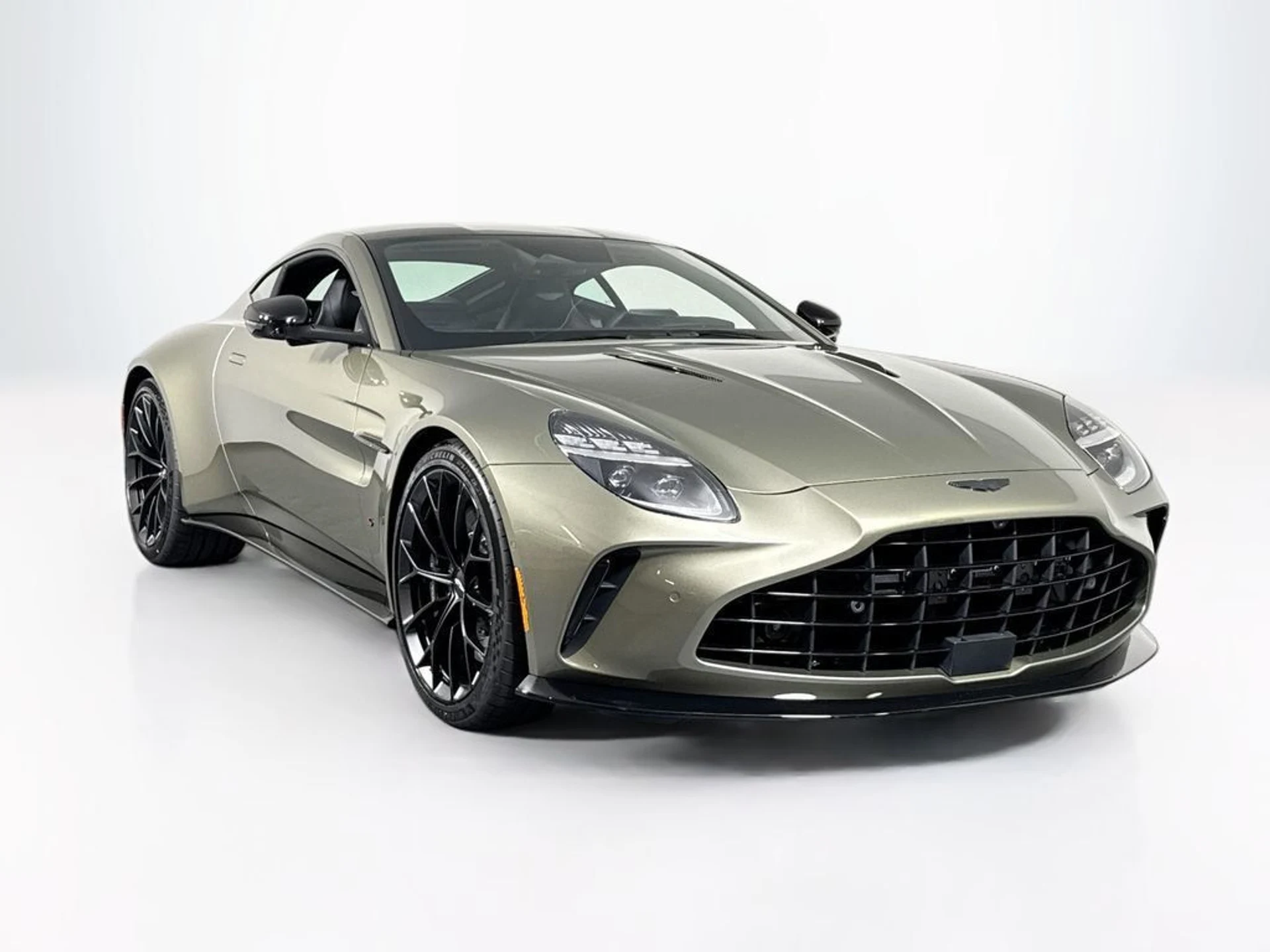 mph006_2985752160_new_2026_aston_martin_vantage_scoupe_11350_23067157_7_1024_980c90b822