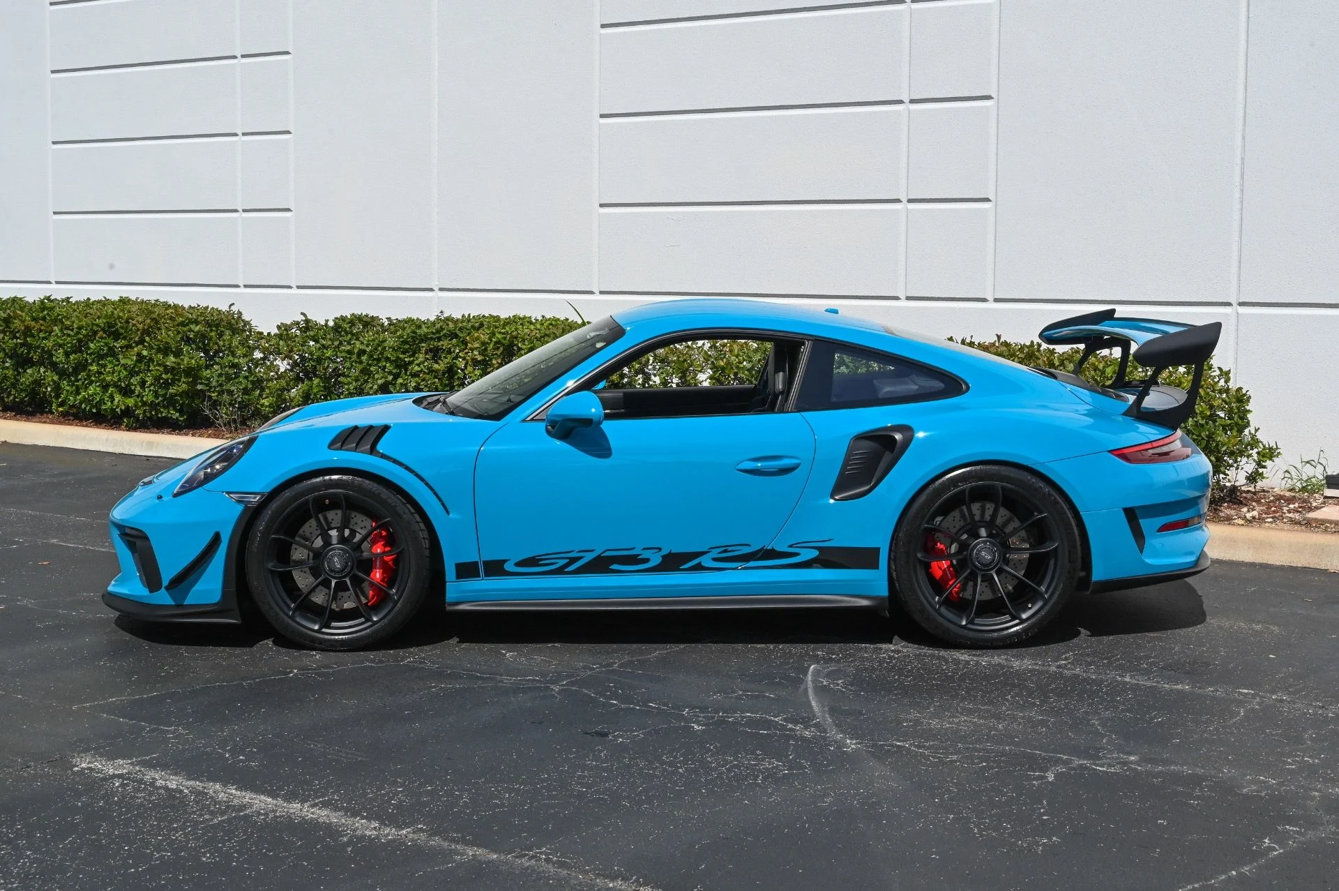 mph006_2987088112_Used_2019_Porsche_911_GT_3_RS_1772736329_db3ff13424