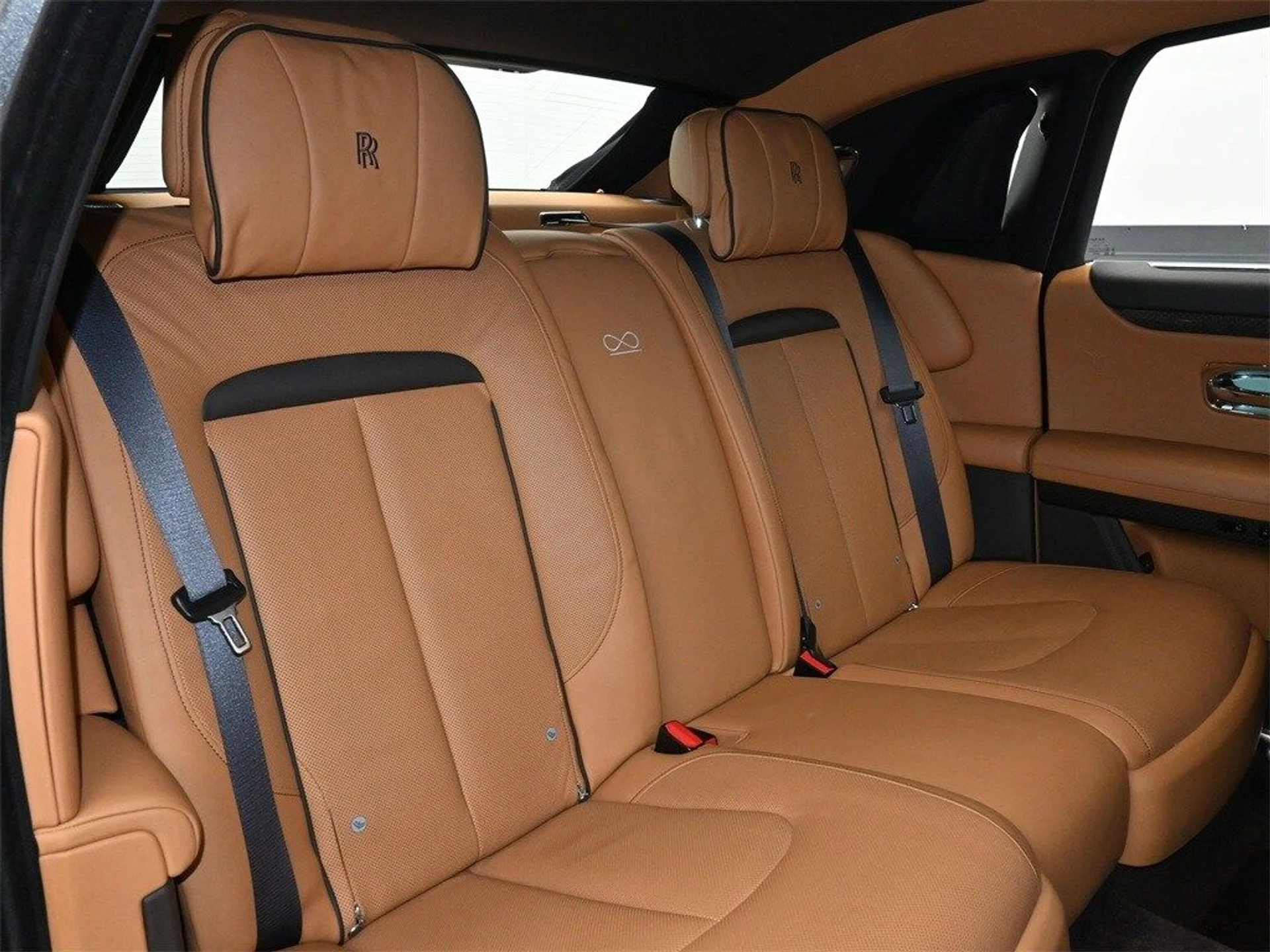 mph006_2988616900_49e640daf95f944bf8f665f19307f231x_a9474e646f