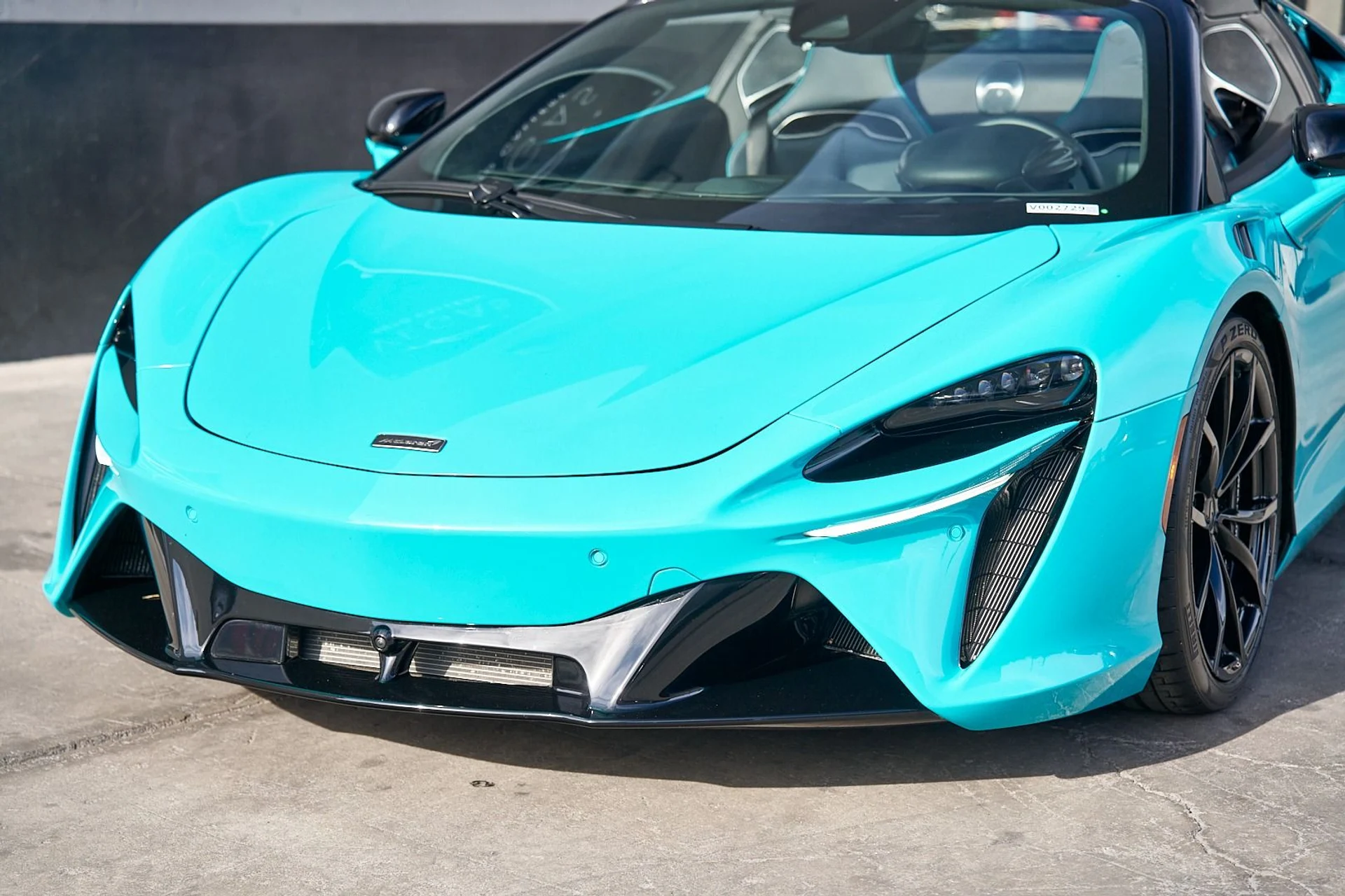 mph006_2990906225_Used_2025_Mc_Laren_Artura_Tech_Lux_1745952984_6570f051fa