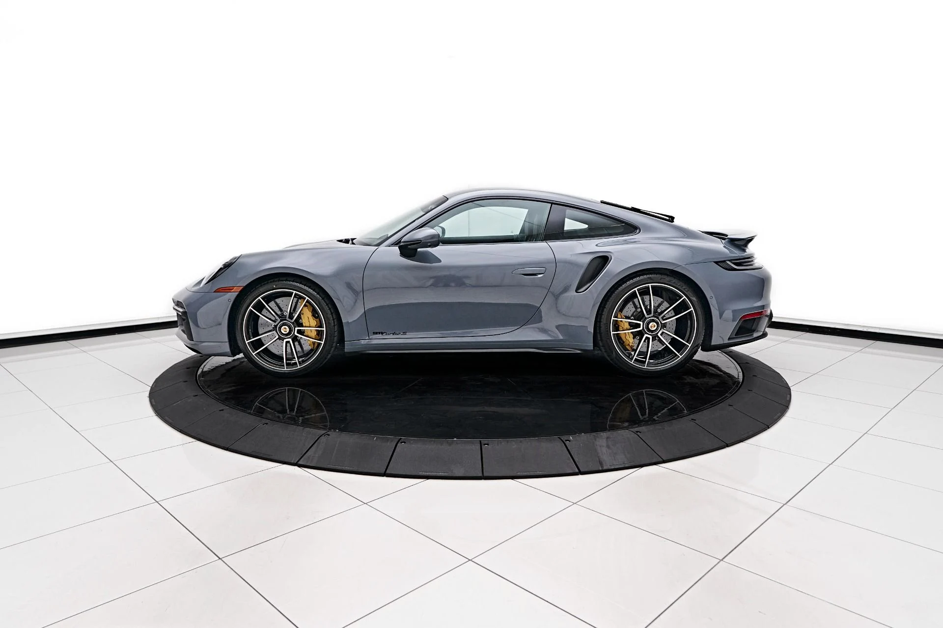 mph006_2999661986_Used_2024_Porsche_911_Turbo_S_1723857576_17cf1cdd74