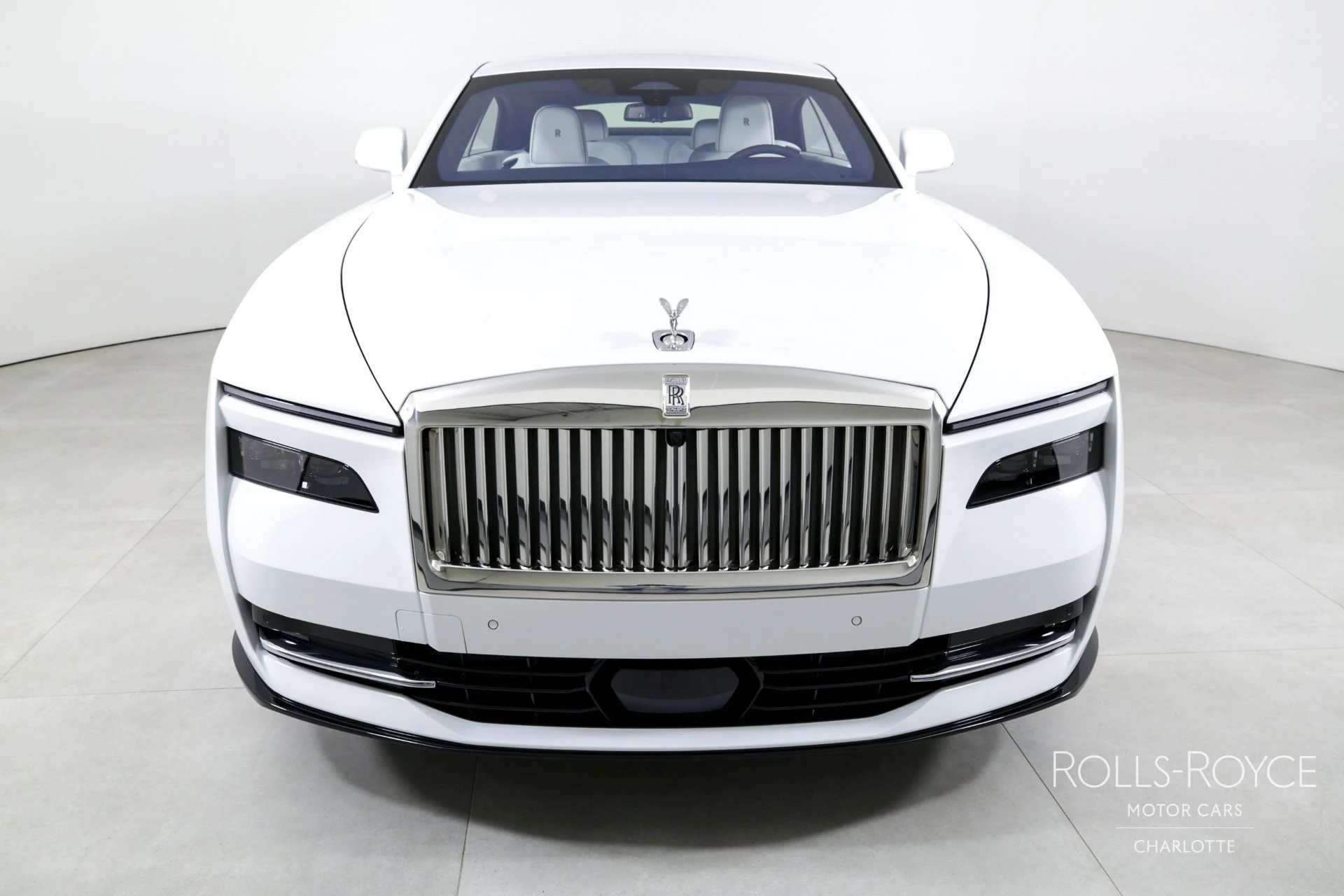 mph006_3001748361_Used_2024_Rolls_Royce_Spectre_1712872063_85eeafa534