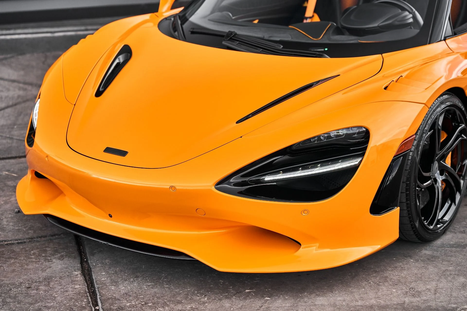 mph006_3005871900_Used_2025_Mc_Laren_750_S_1786993609_1ad6c7b140