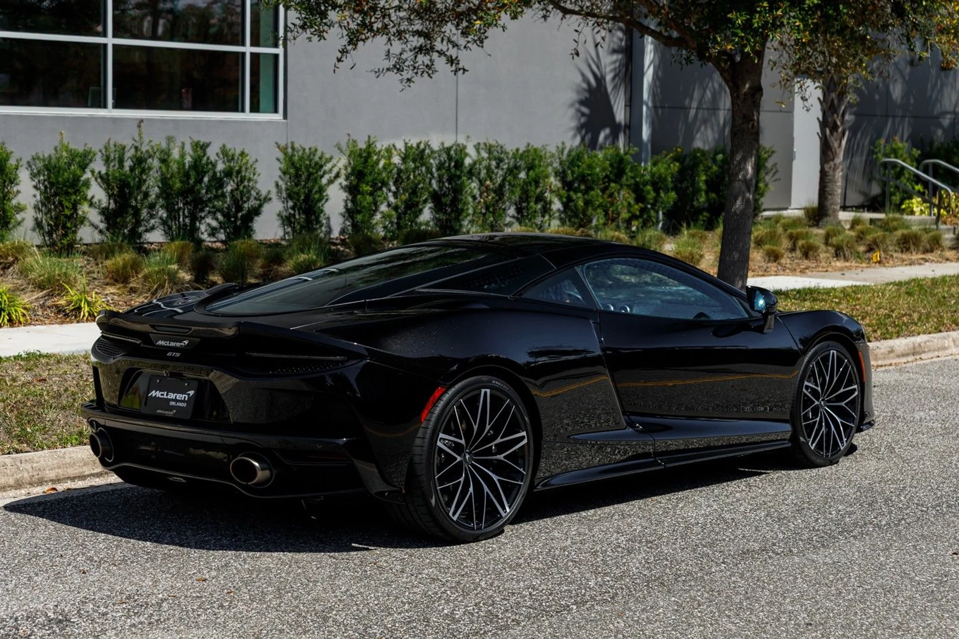 mph006_3009863398_470_p7_l_8dd88b76e5