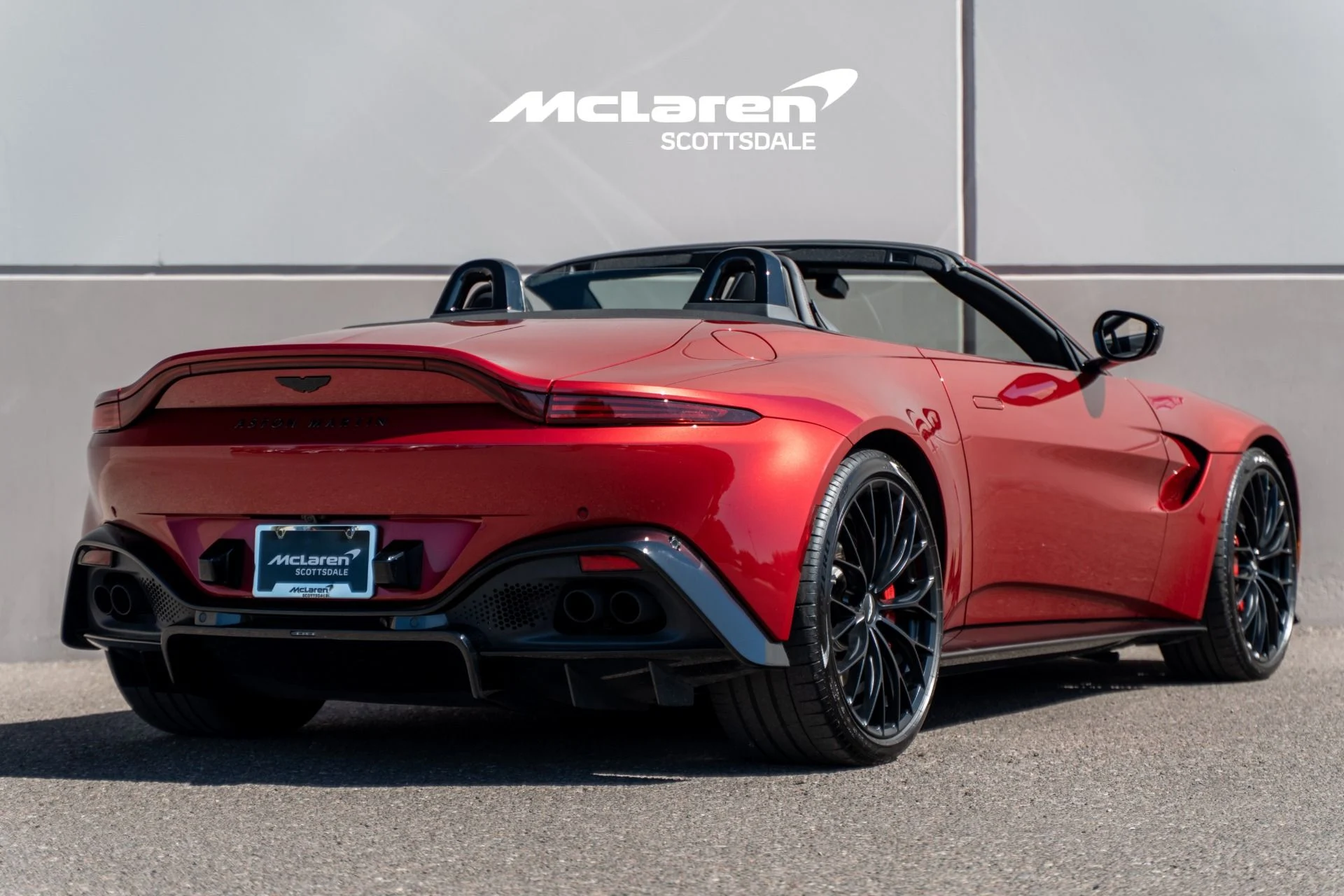 mph006_3013551166_Used_2022_ASTON_MARTIN_VANTAGE_1776494710_f6090d5abb