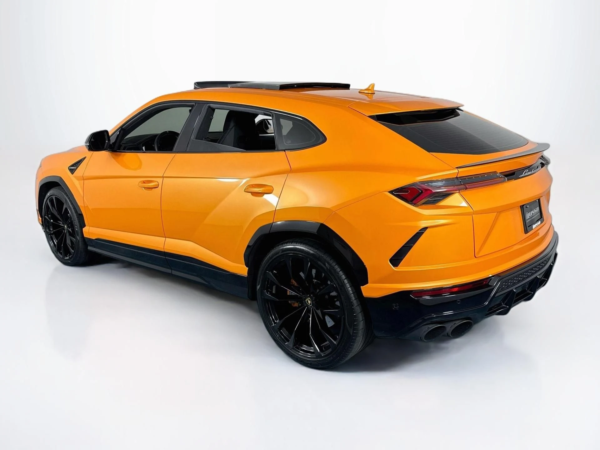 mph006_3013742639_Used_2022_Lamborghini_Urus_1790289755_f8fa869985