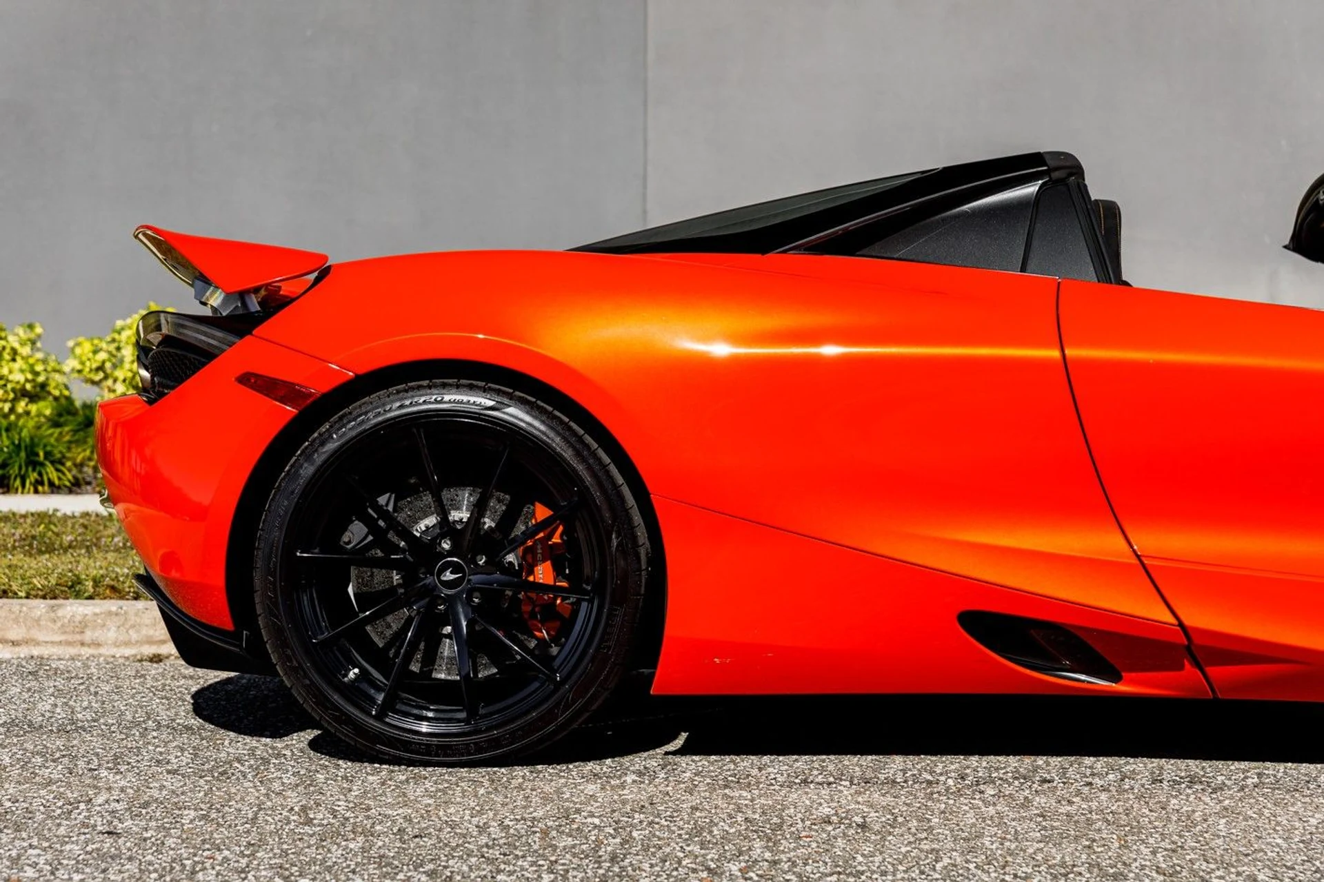 mph006_3018620133_625_p7_l_c63e187da1