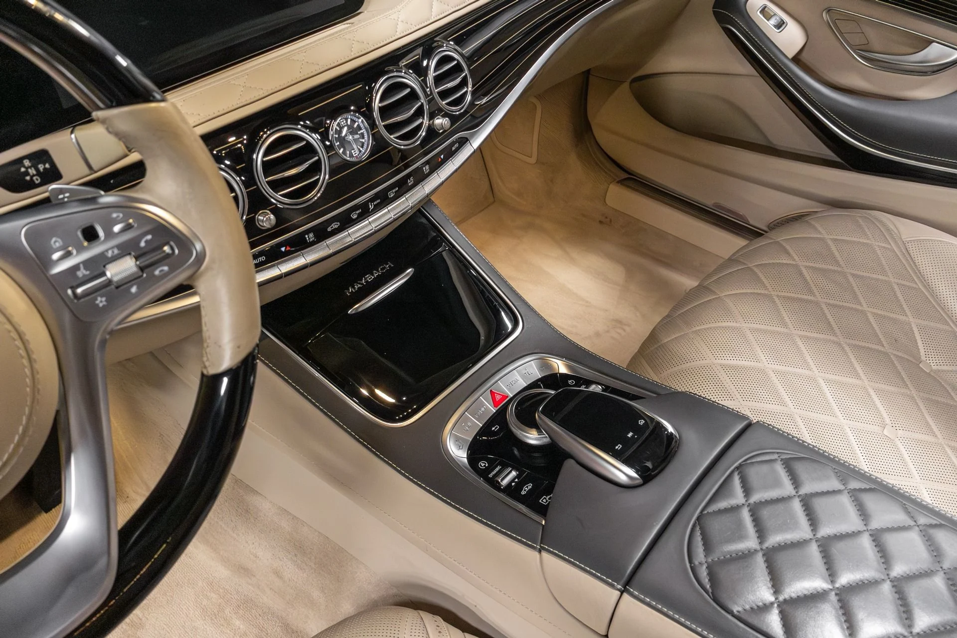 mph006_3019391471_Used_2019_Mercedes_Benz_S_Class_Maybach_S_560_4_MATIC_1763757820_6a93f4b48b