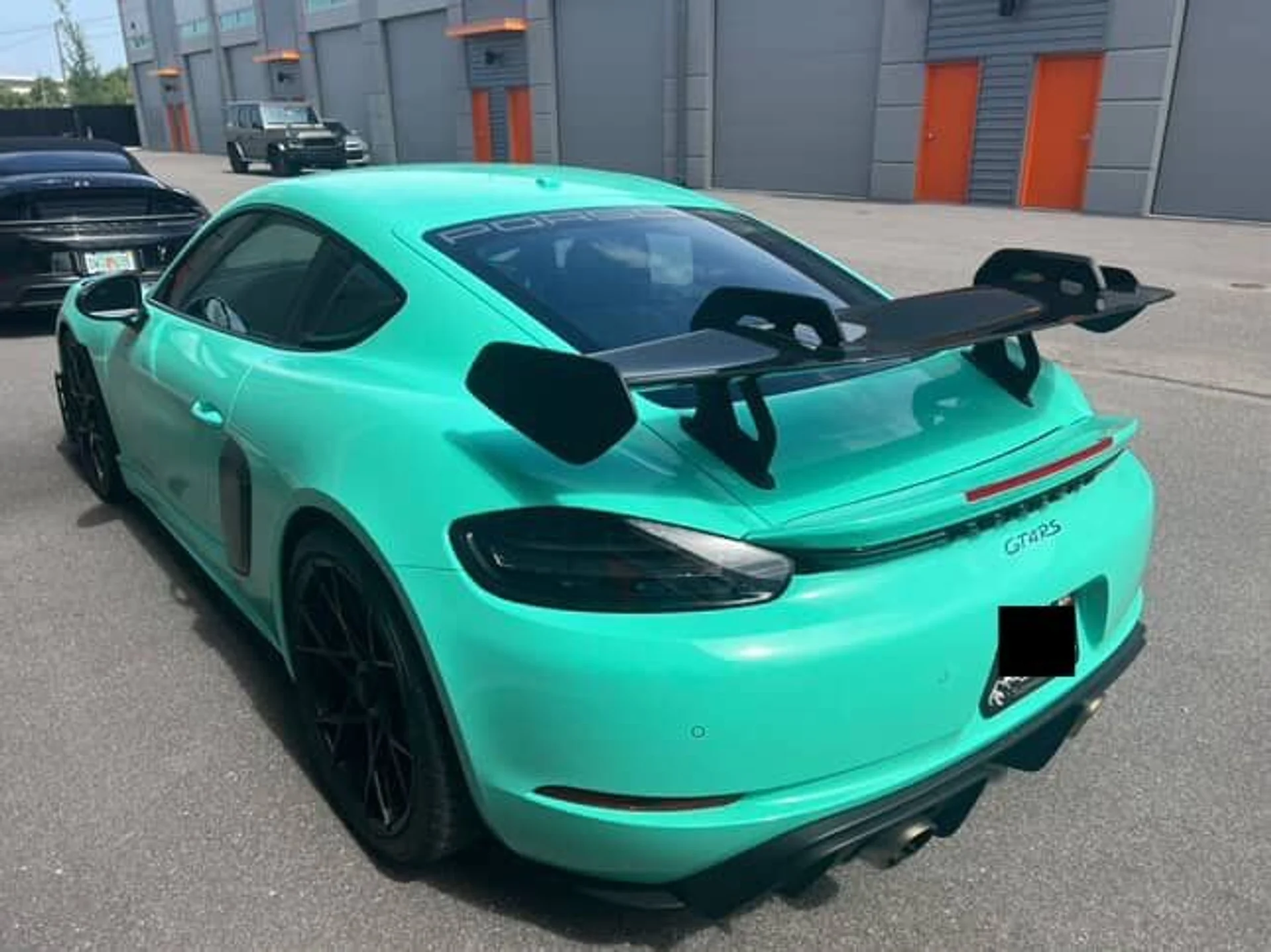 mph006_302090466_Used_2024_Porsche_718_Cayman_GT_4_RS_1753399108_eaec6ed341