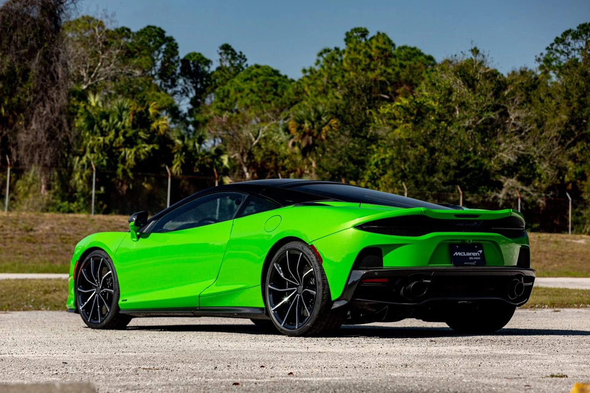 mph006_3028504294_466_p7_l_27045a4688