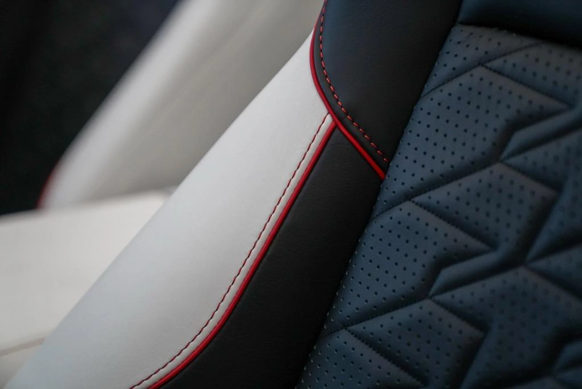 mph006_302897435_T8_MZWS_Vt_R1_Tk_EX_Zo_B_g8_ZH_6j_F_8_a0446cbb22