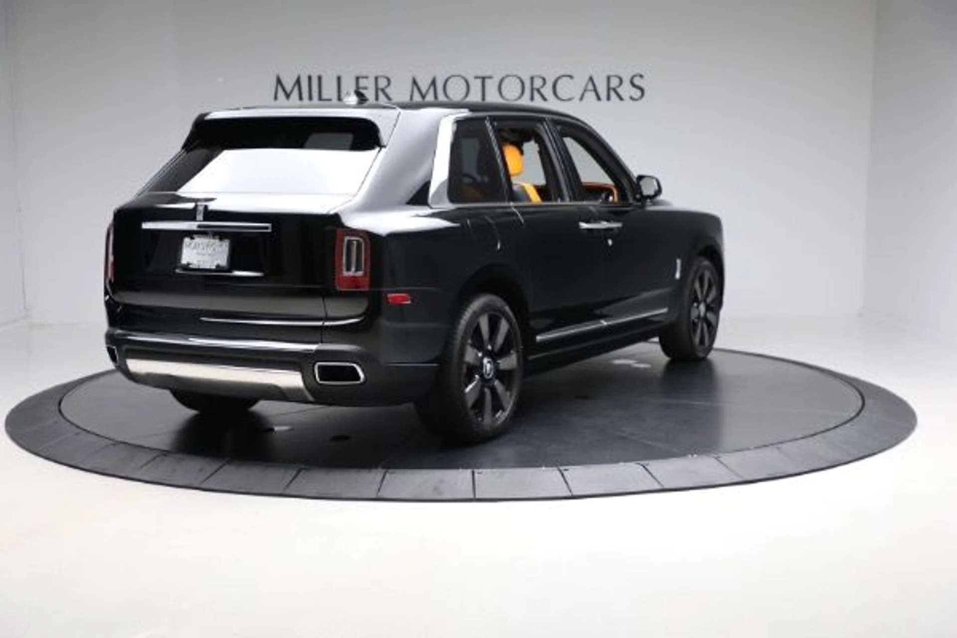 mph006_3032950098_Used_2021_Rolls_Royce_Cullinan_a032410cf4