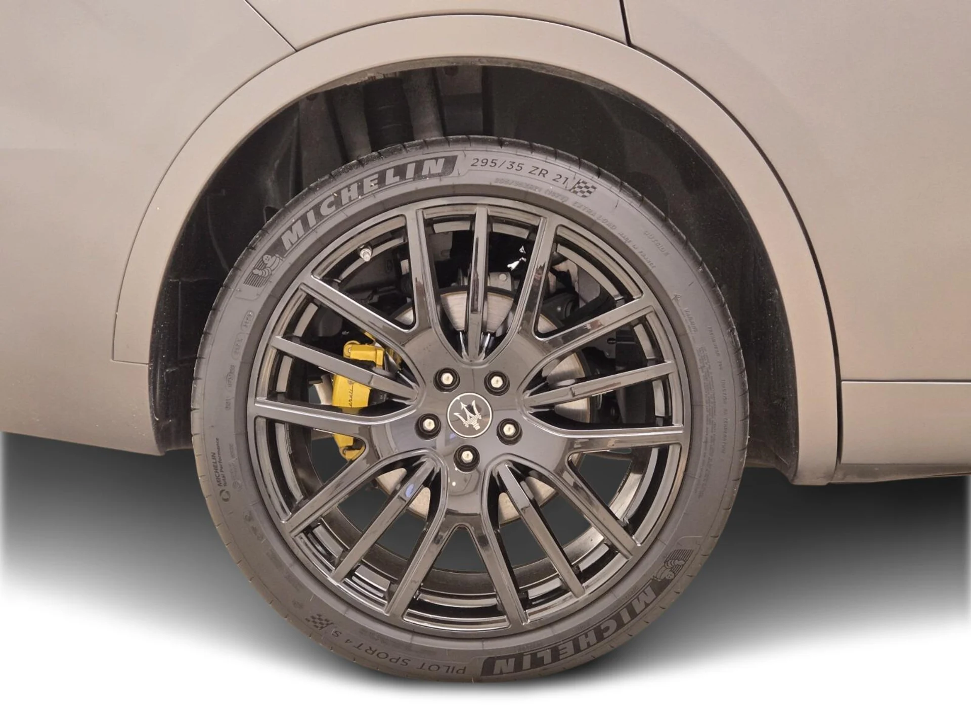 mph006_3034453306_Used_2021_Maserati_Levante_S_Gran_Sport_1763713684_28c86db773