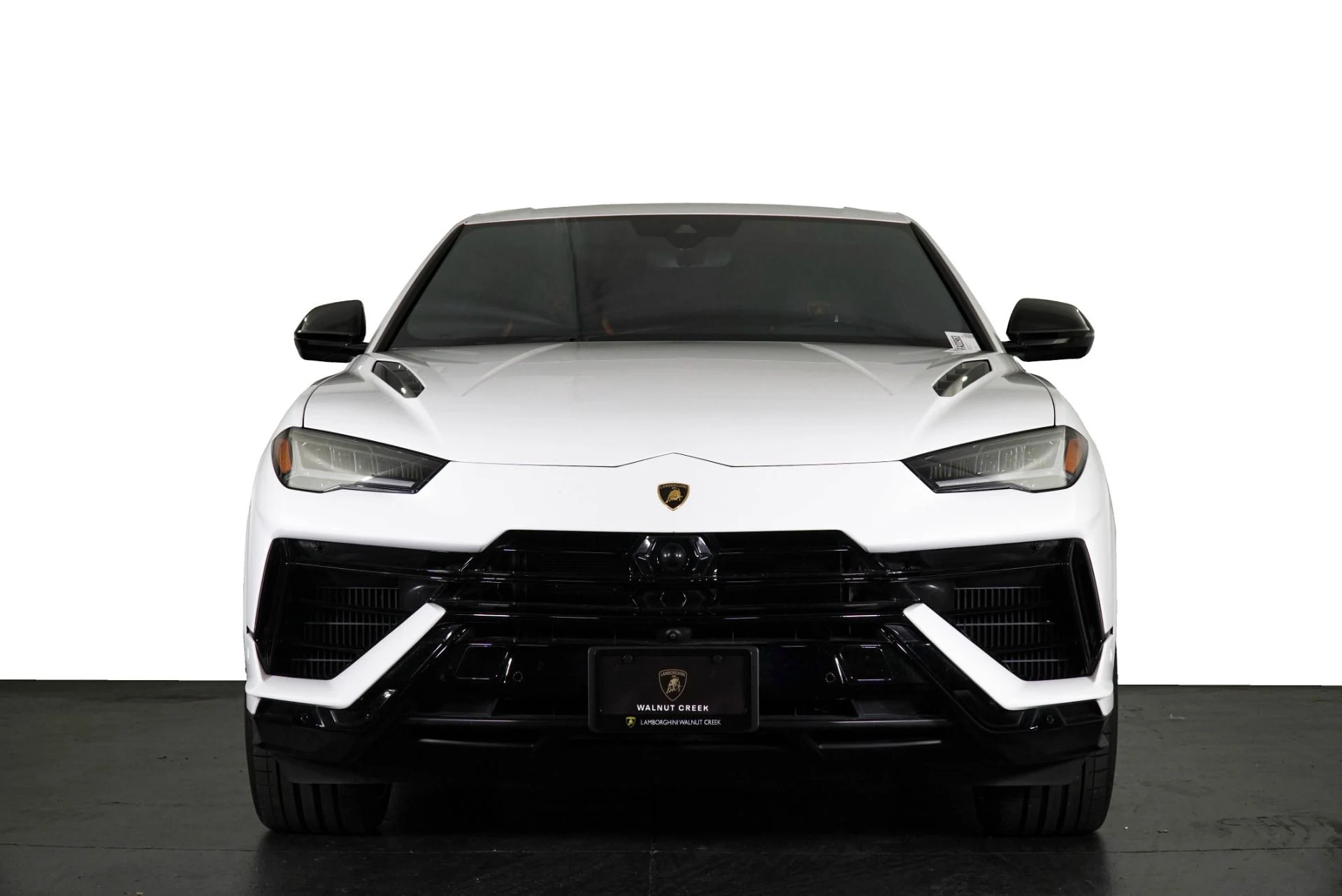 mph006_3037891232_Used_2023_Lamborghini_Urus_S_1772131380_a9e2d6f103