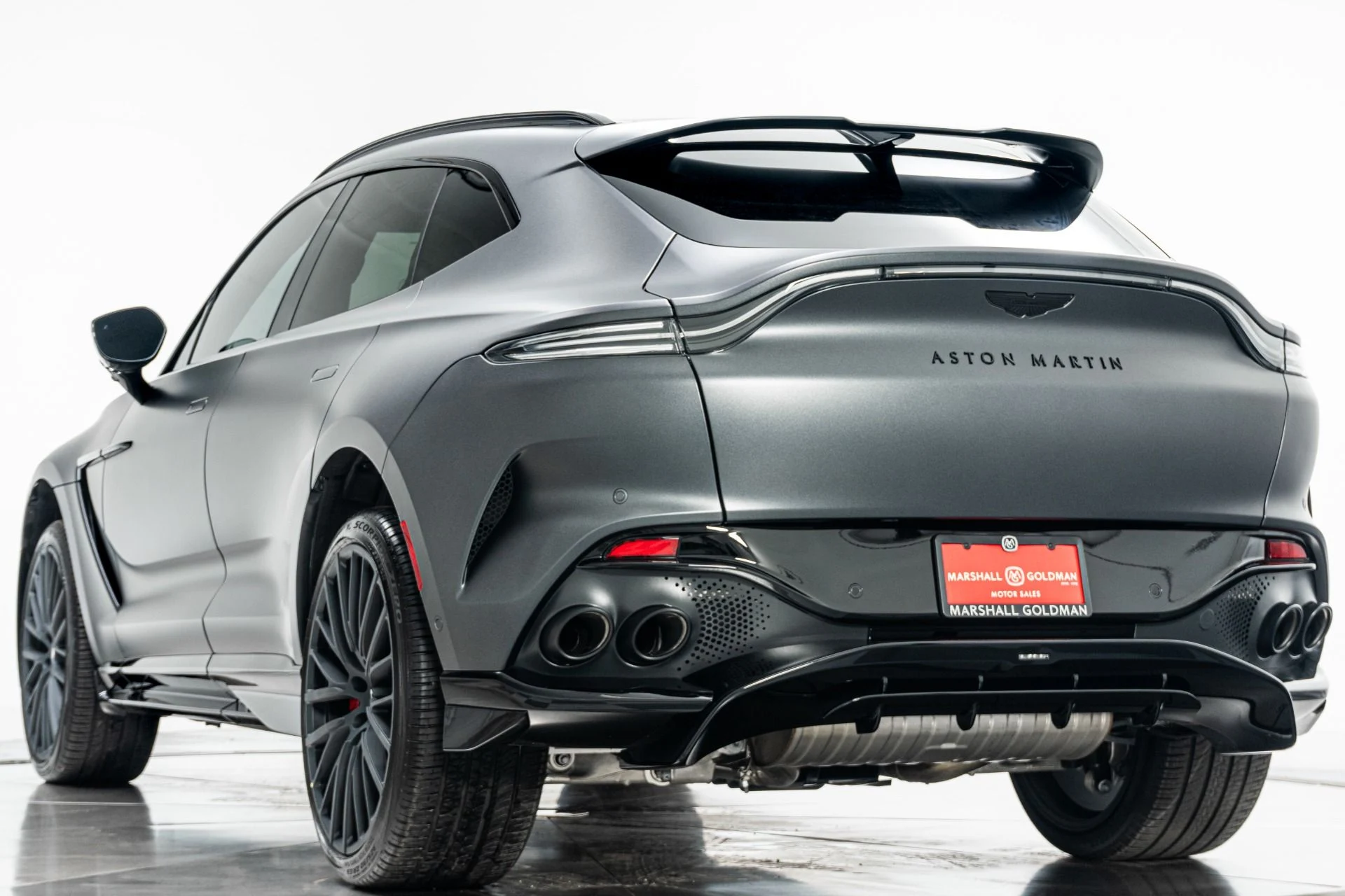 mph006_3041484970_Used_2025_Aston_Martin_DBX_707_23_Inch_Wheels_Factory_Matte_Paint_697_Horsepower_1774034711_77778da57d