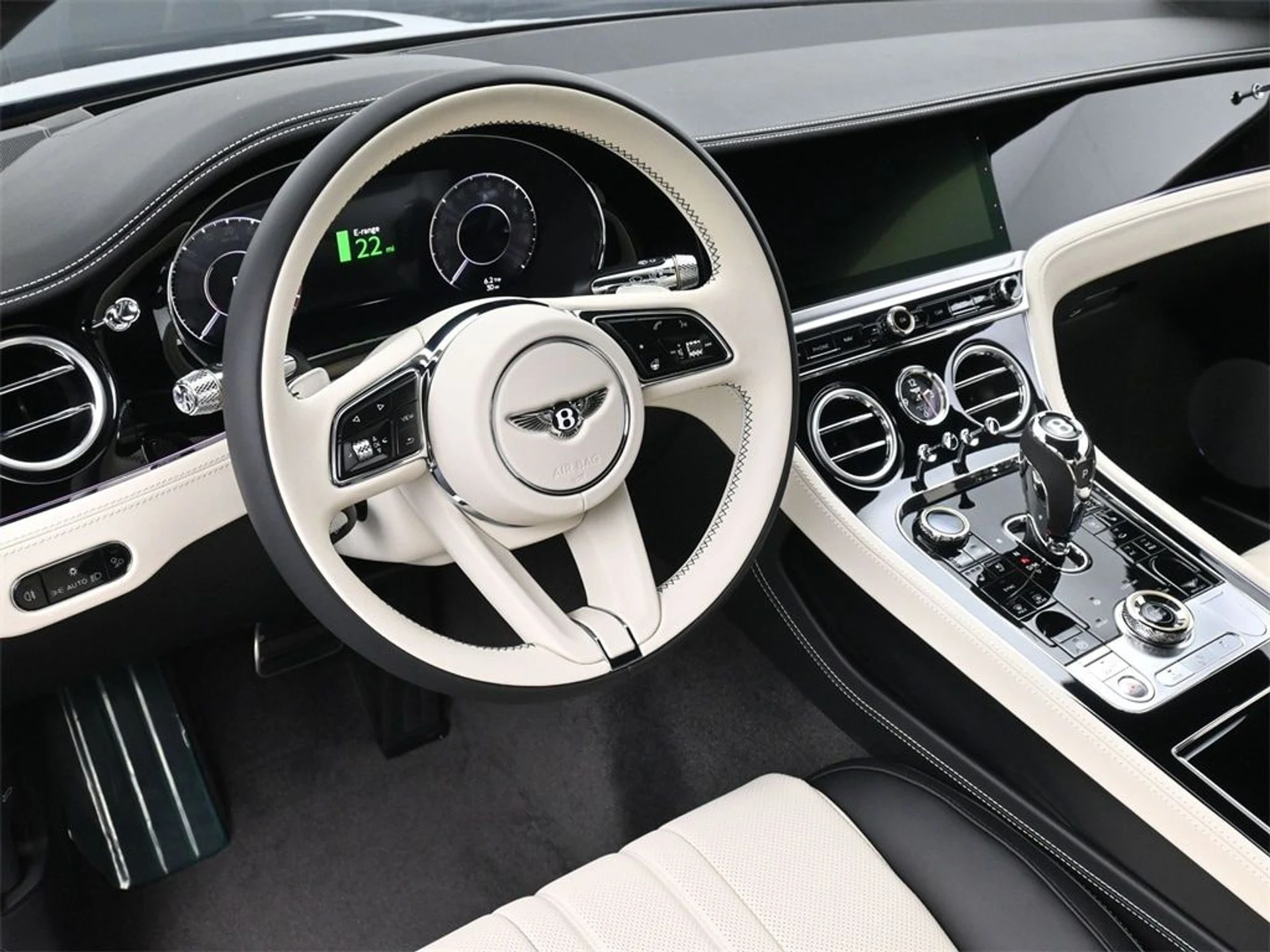 mph006_3046435149_8d68219b112c408be9d244f80a5c907fx_d74813d389