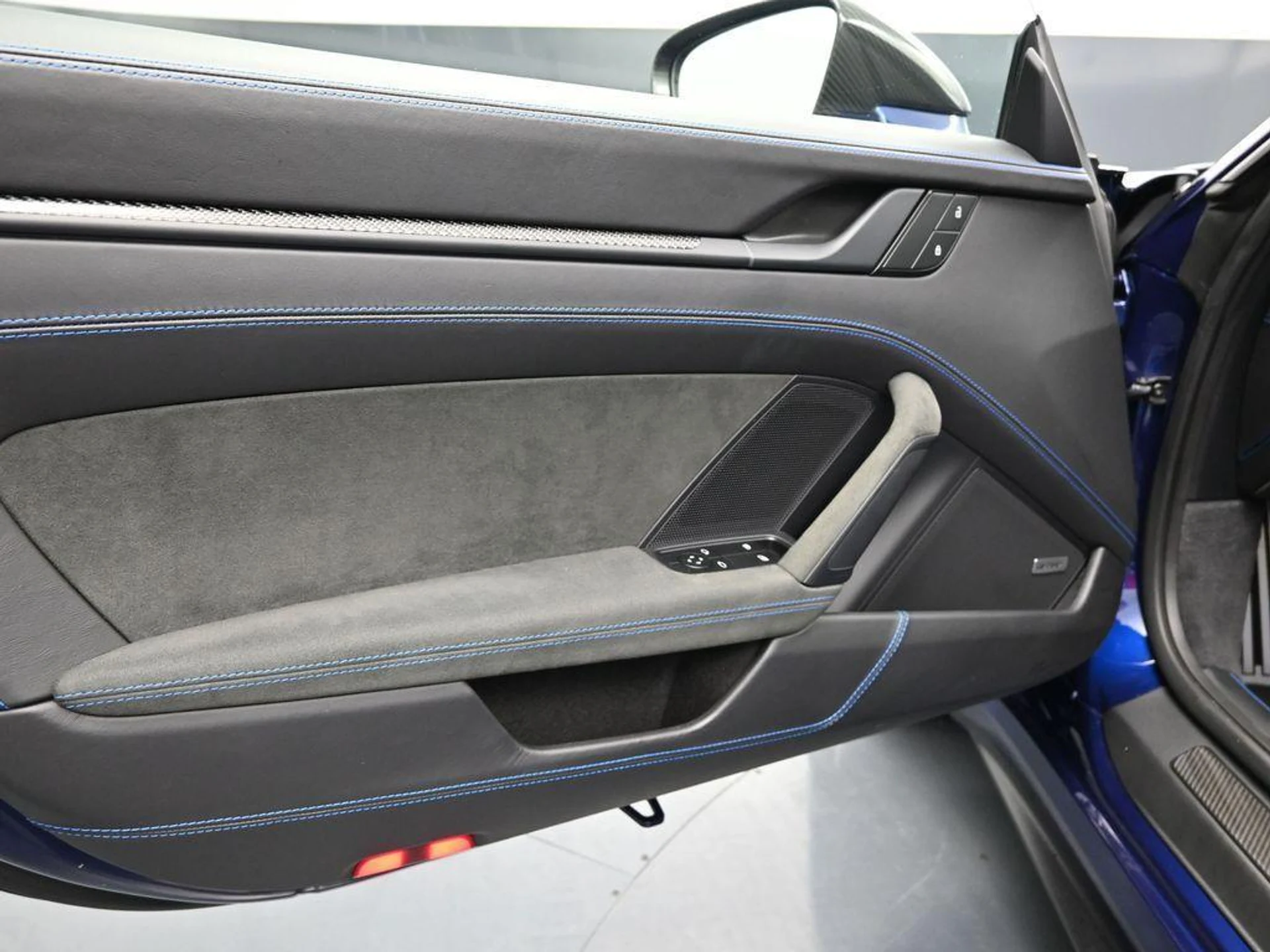 mph006_3058206854_a2_R_Ao_E1e_Pg8ua5_Fa_Zsofk_Ht_O_Yu4_d4cf7d3c7f