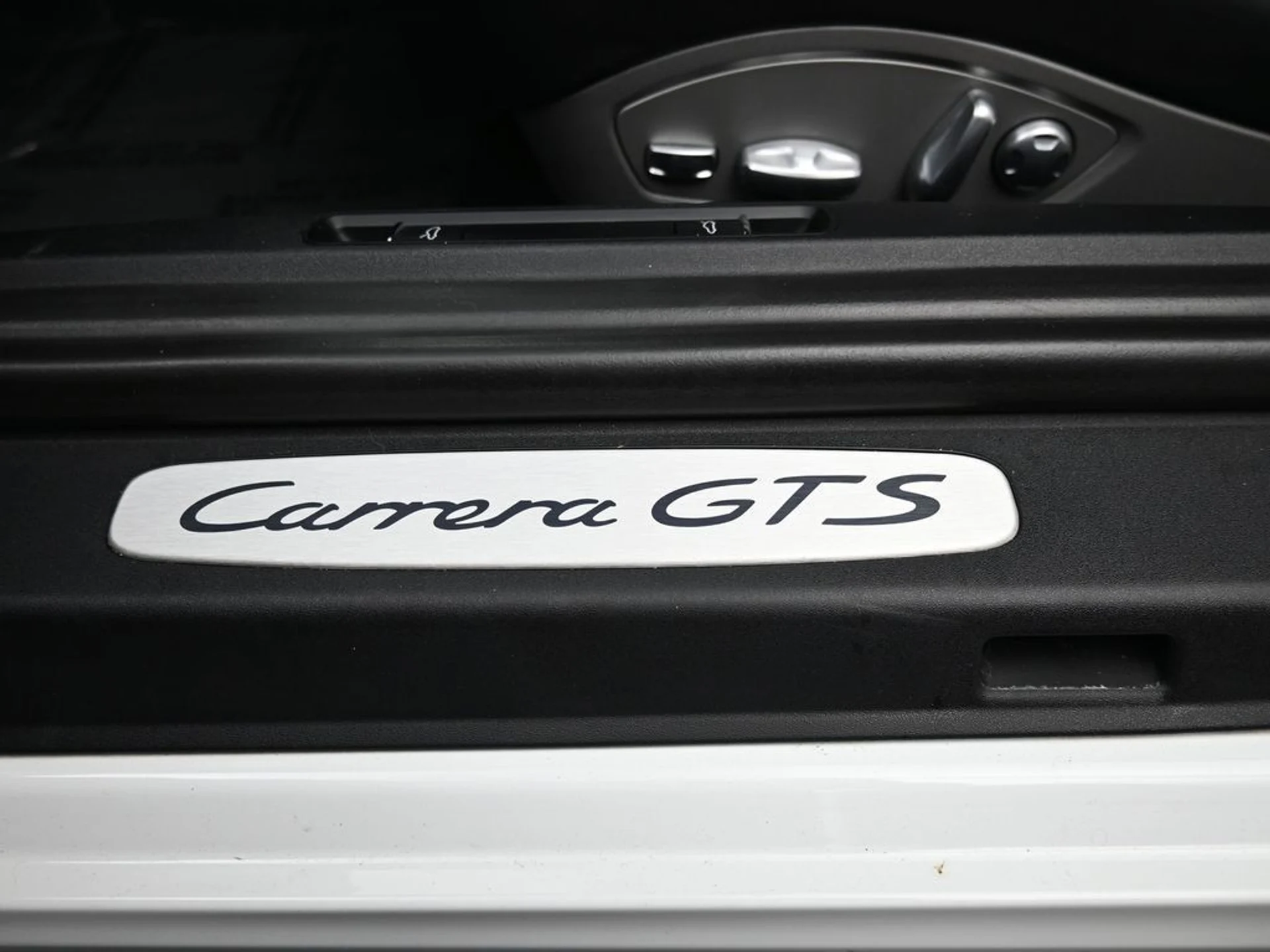 mph006_3060676633_4403380272410f9369e883df0aa5af3e_9528272a02