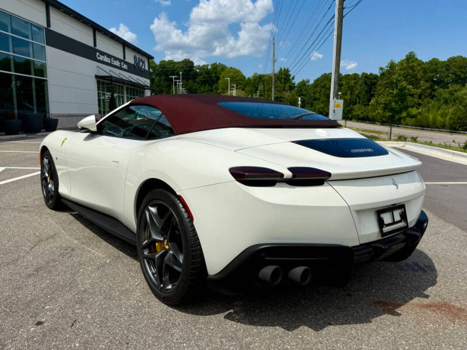 mph006_3070771363_2025_ferrari_roma_spider_base_2dr_convertible_5d94970ed4