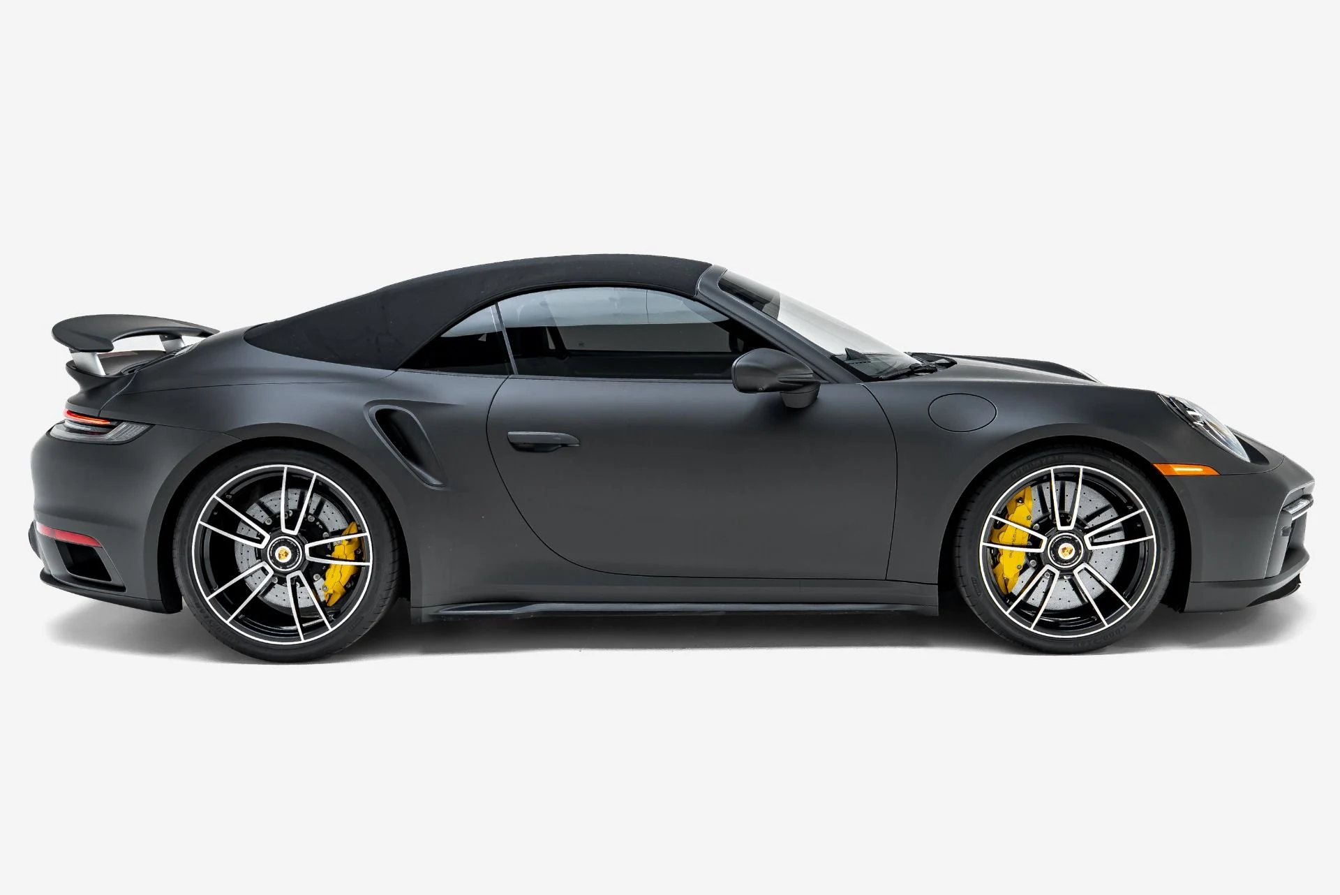 mph006_3071061235_Used_2022_Porsche_911_Turbo_S_1787785311_815c5fbf4d