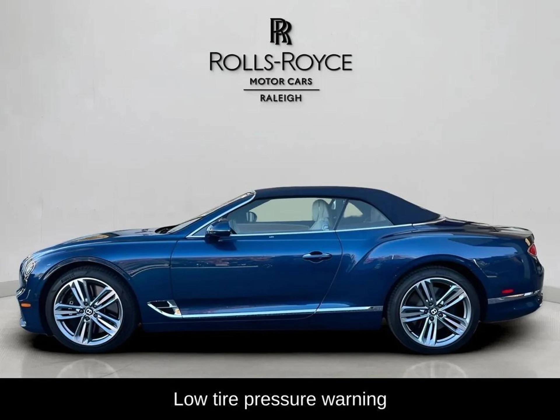 mph006_3071273773_l74j7090p9e2y385b205lihskmqf_a32c835540