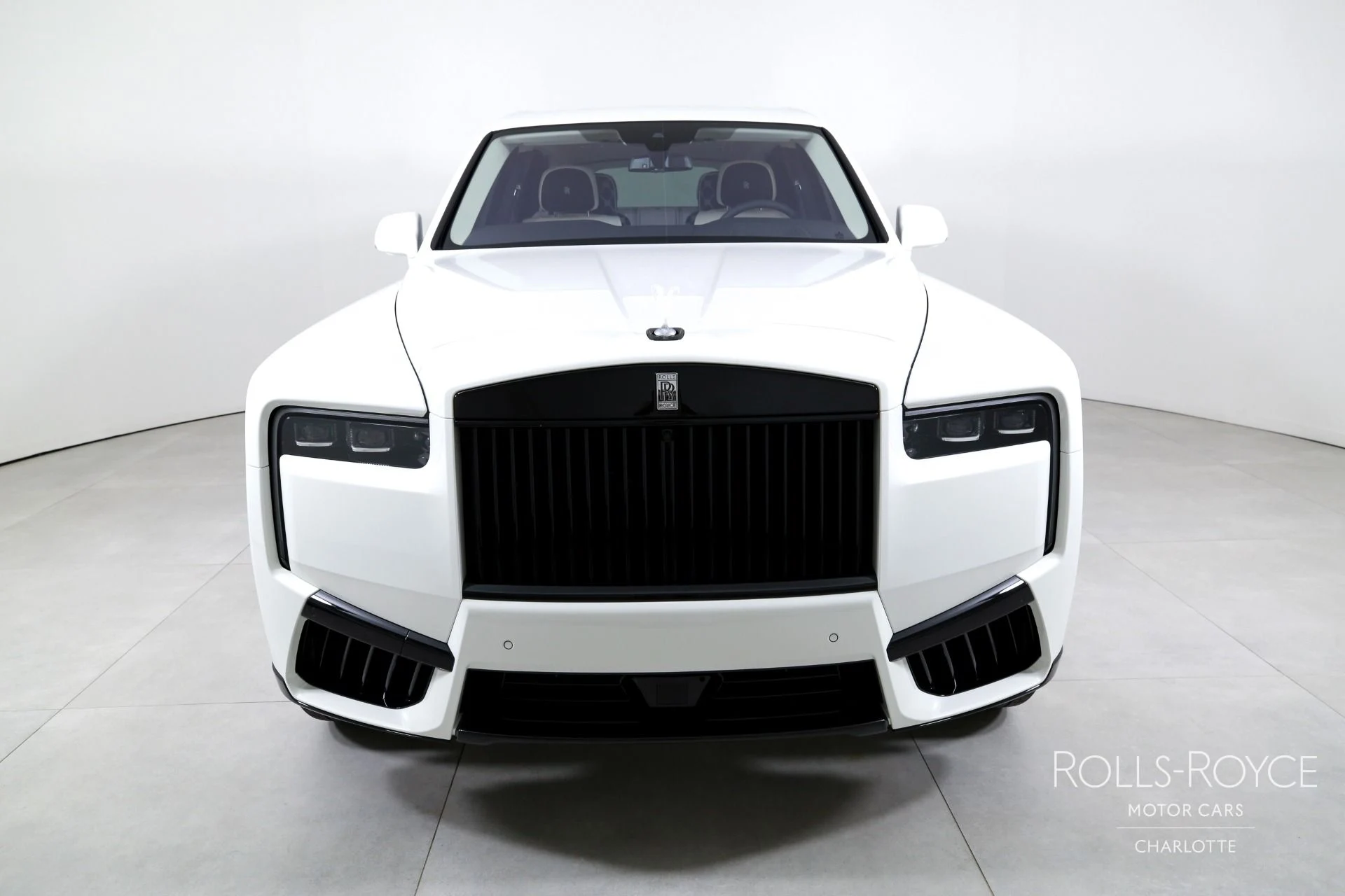 mph006_3071462870_Used_2026_Rolls_Royce_Cullinan_1769450617_e7fe7dd5fd