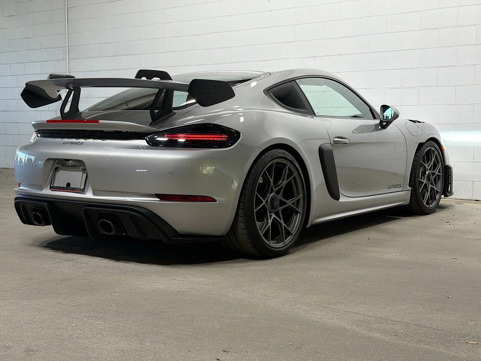 mph006_3071856791_349adce21928a51f84c89b289c7dd74e_0fb7fa751f