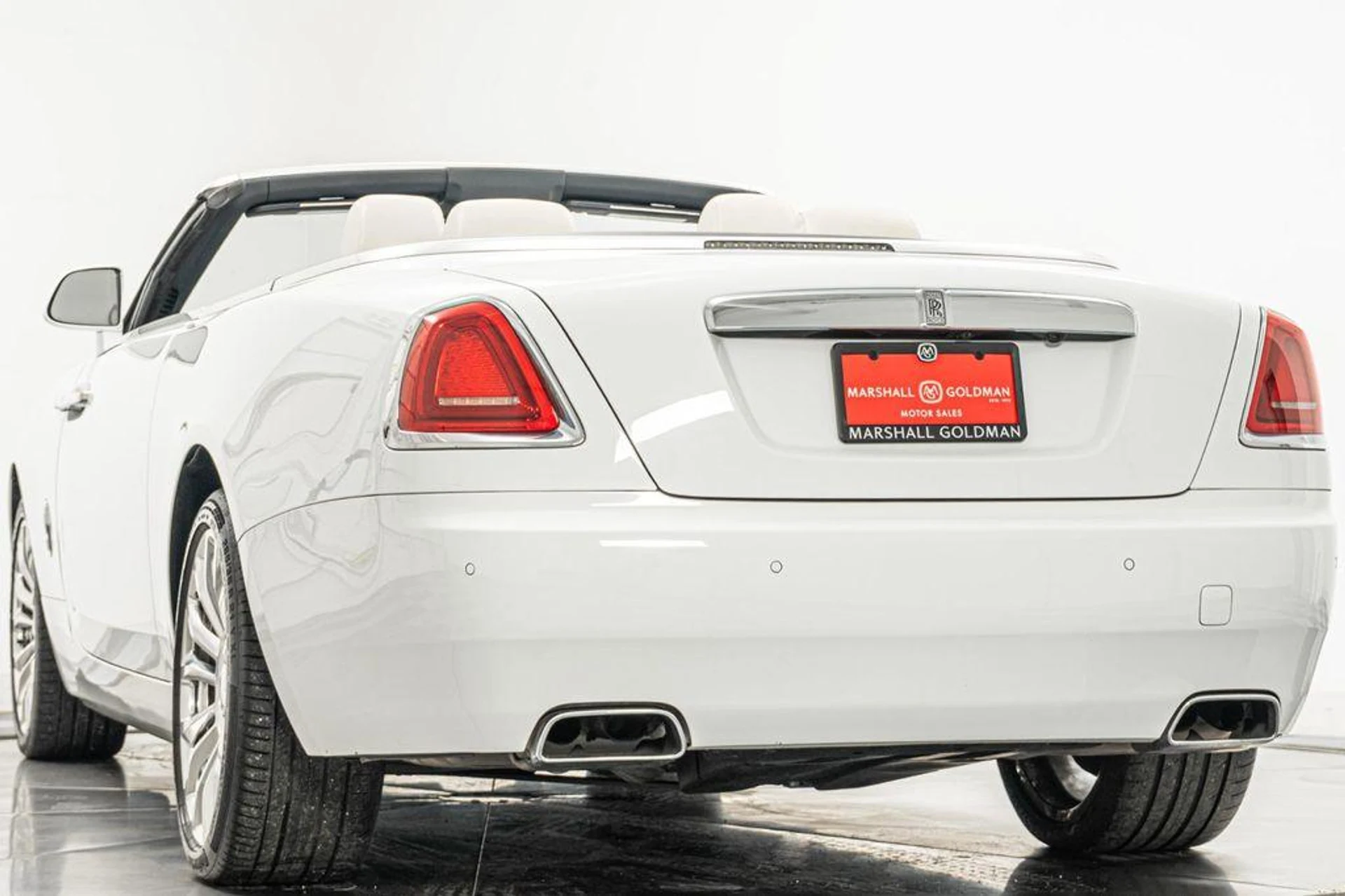 mph006_307282269_z_K_Xa_Fmy_K_Ffgxig_A_Ny_B_Bzru_Or5_TI_9908e6185b