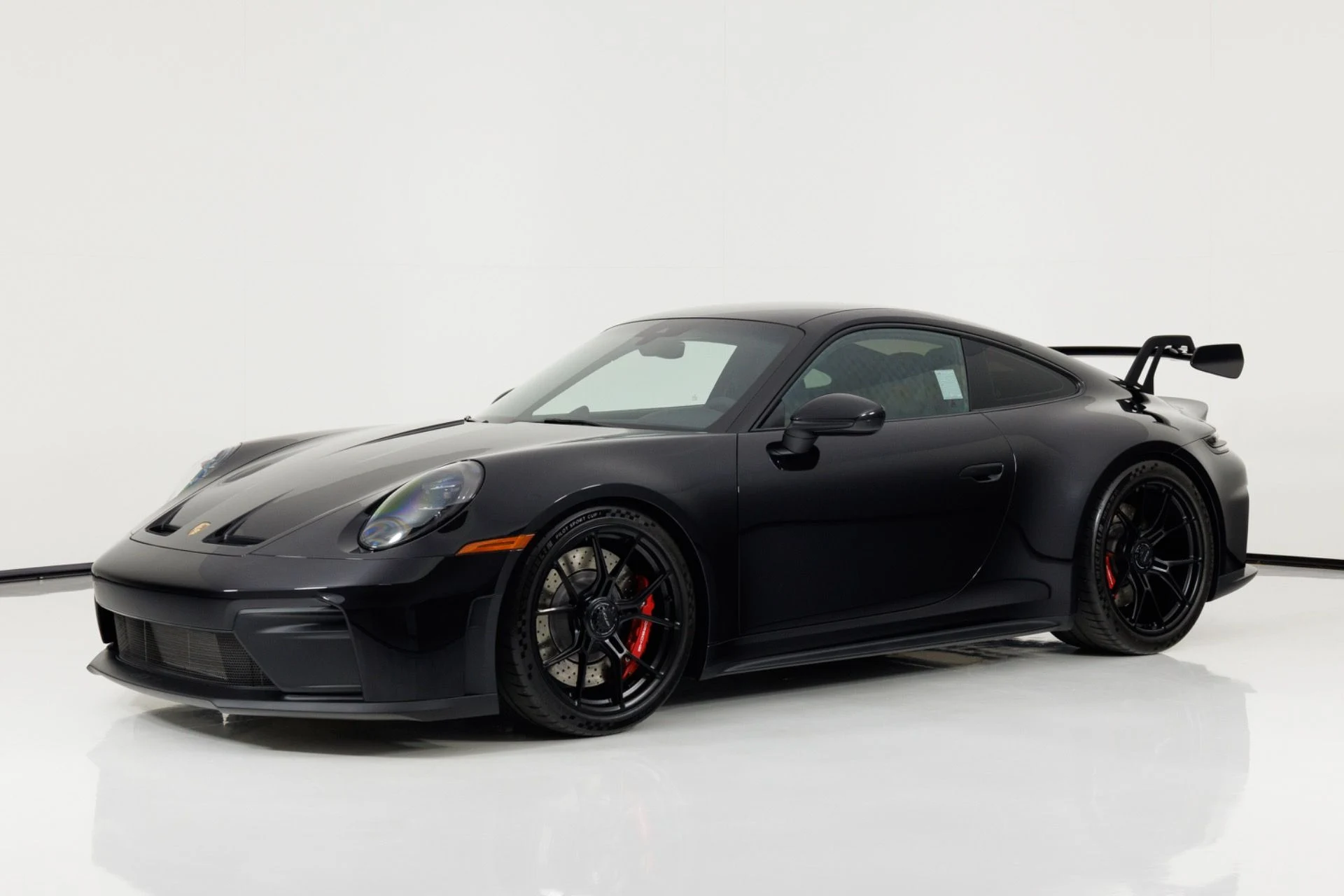 mph006_307431016_Used_2025_Porsche_911_GT_3_1777071825_bb882da891