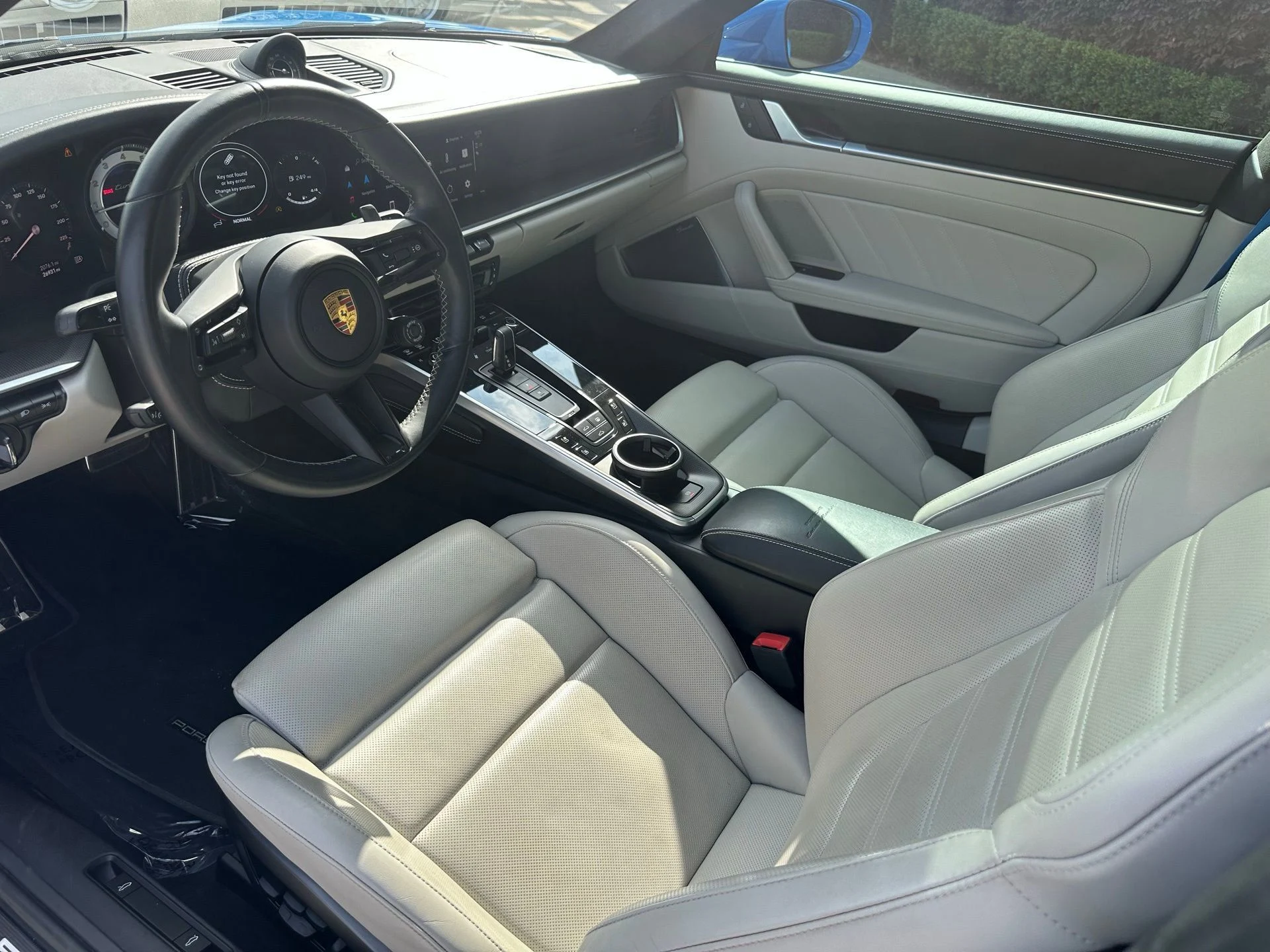 mph006_3076879468_d2e5094f69d7ab08644b447780a9f2dax_aef599b694