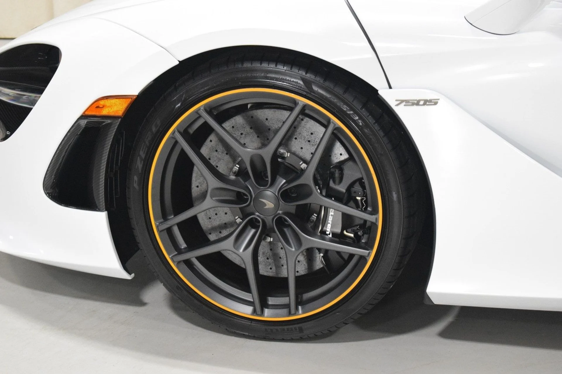 mph006_3108795093_779b1dfd6a0a367910475d1018dd072dx_01df9a57ef