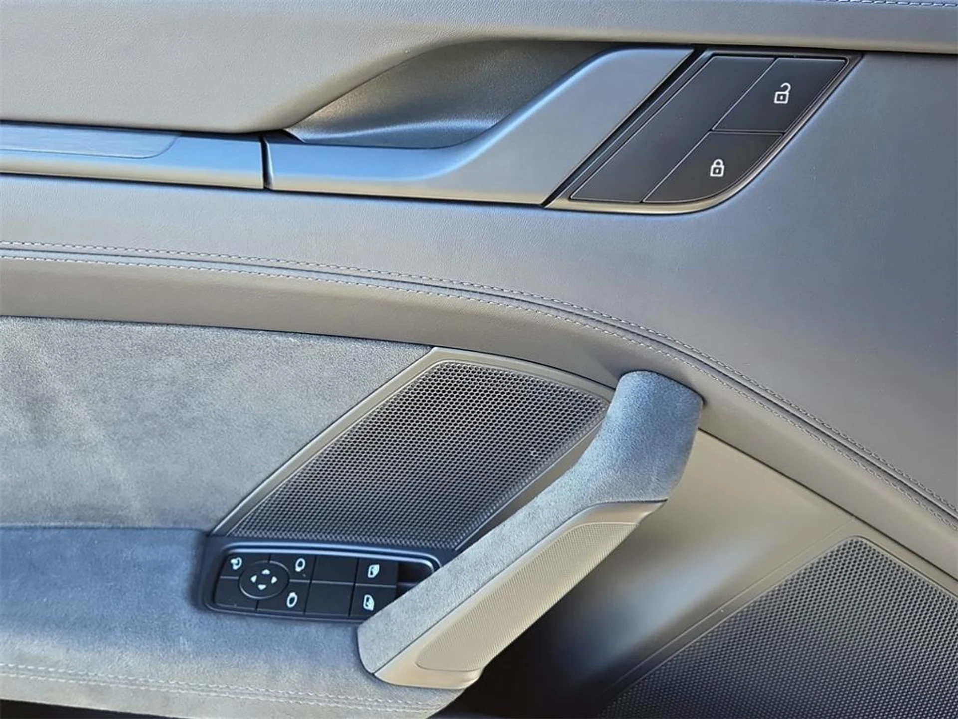 mph006_3112594409_M_P_Zif_P_Lul3_Uk_W4gg_Cs_F_Qj_MZ_94_8ece3dbb81