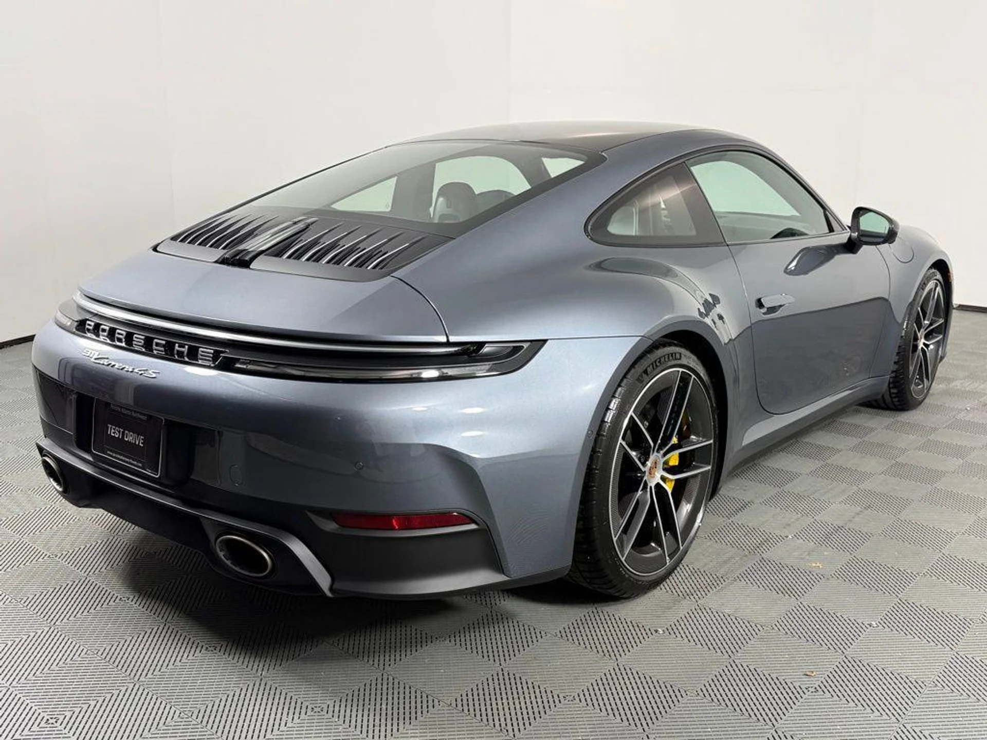 mph006_312078506_k9e_Qz_FJ_Mqk_Qv9_Om46c_L_Mz_Di7_K6k_b84ac0402e