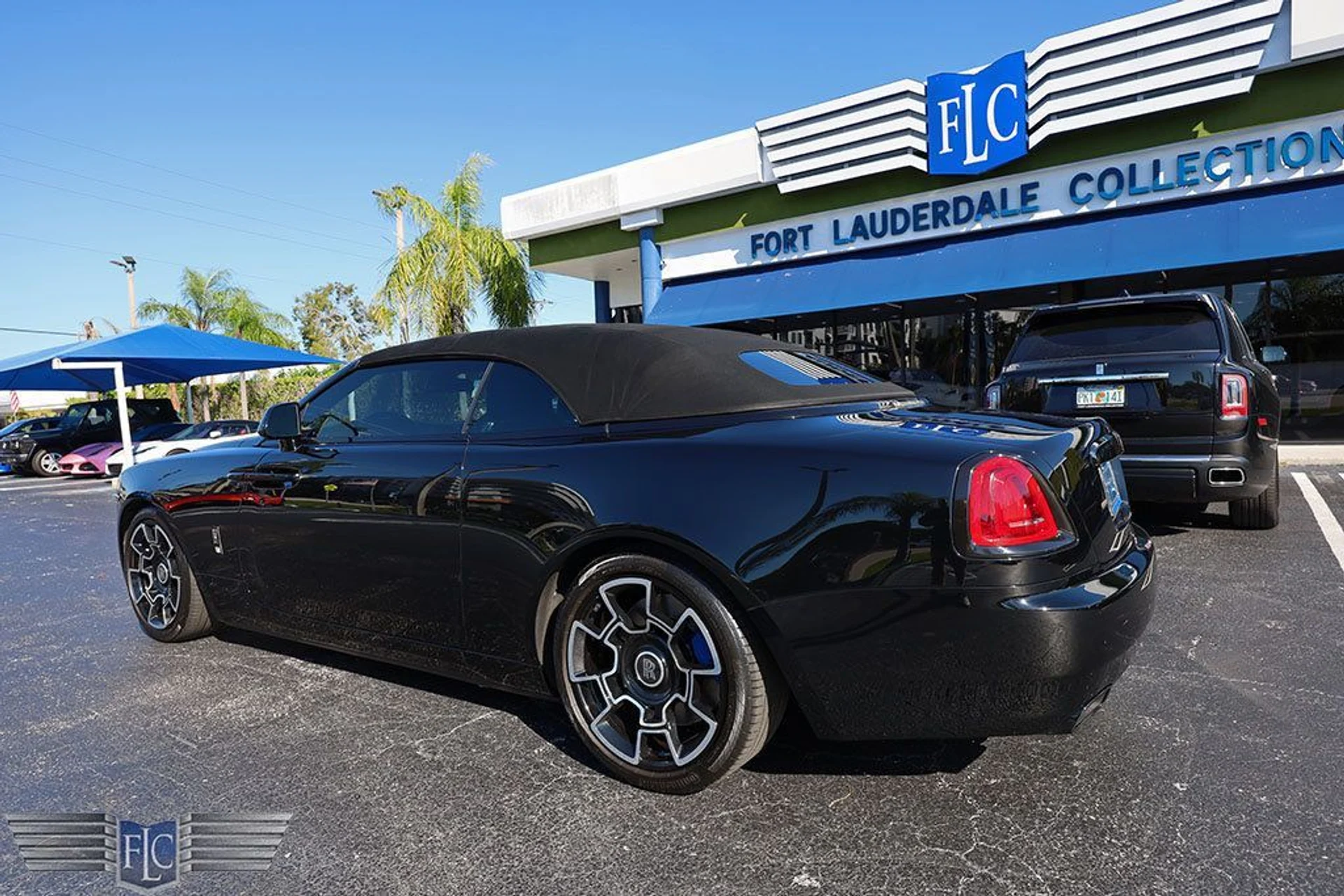 mph006_3140190997_used_2018_rolls_royce_dawn_blackbadgeconvertible_6305_22965393_7_1024_cced47442a