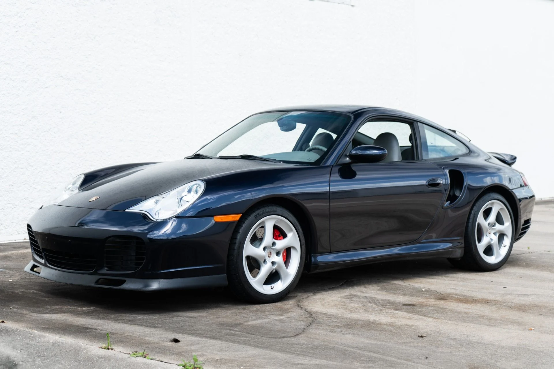 mph006_3145828859_Used_2003_Porsche_911_Turbo_1776447916_9cf9bcd77c