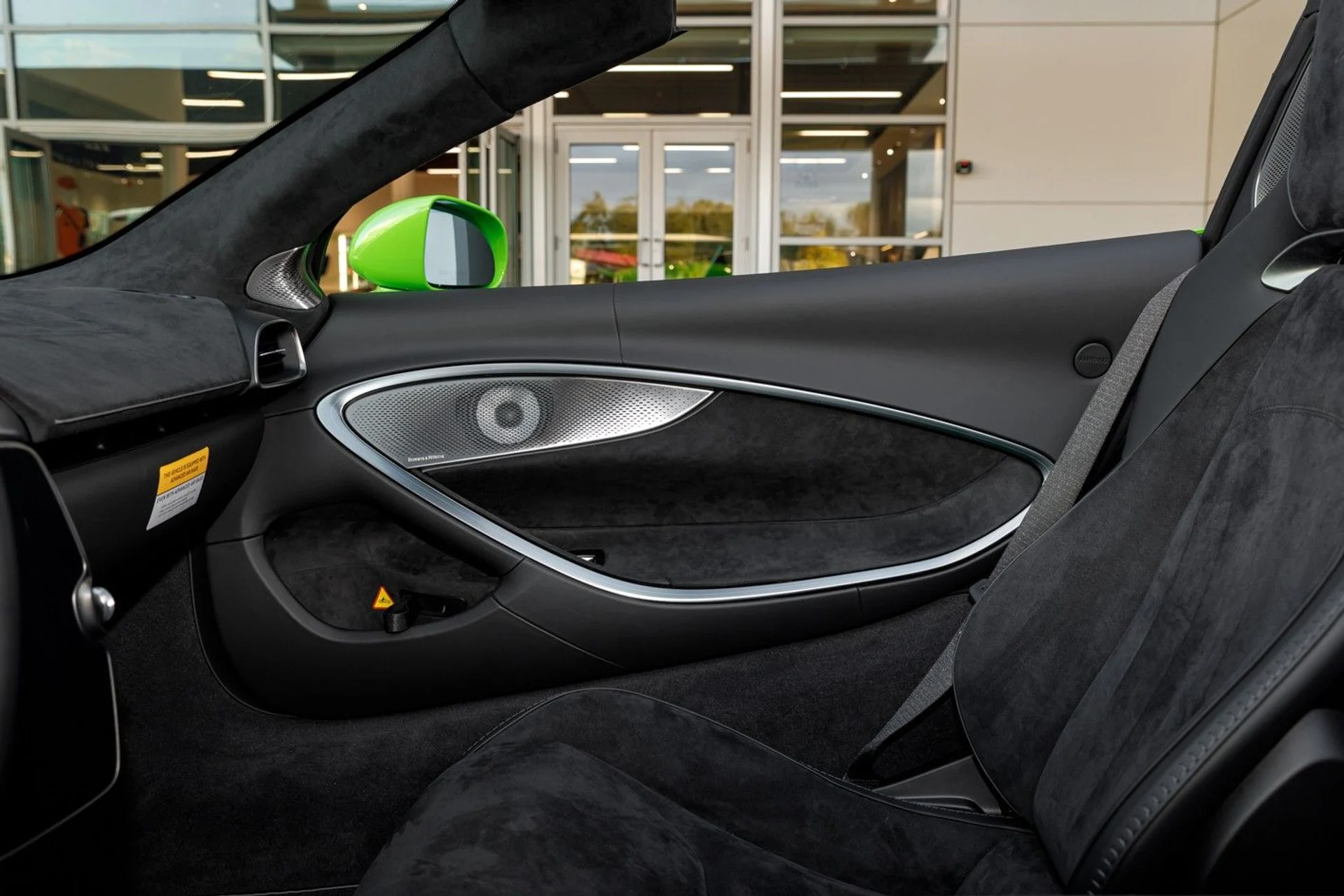 mph006_3147889422_647_p7_l_fb5f63062a