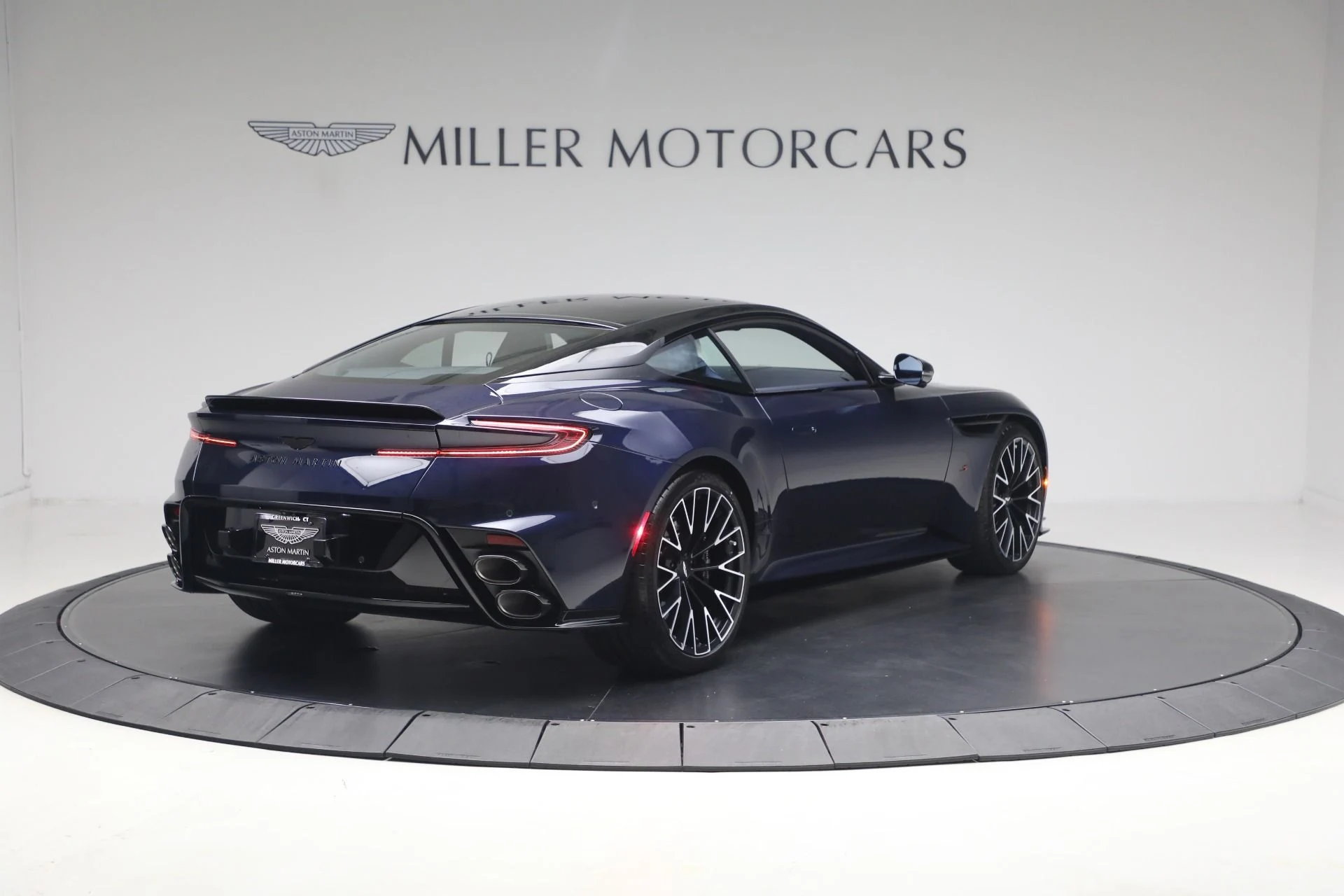 mph006_3152342178_New_2026_Aston_Martin_DB_12_S_1780512409_1c1d5fe380