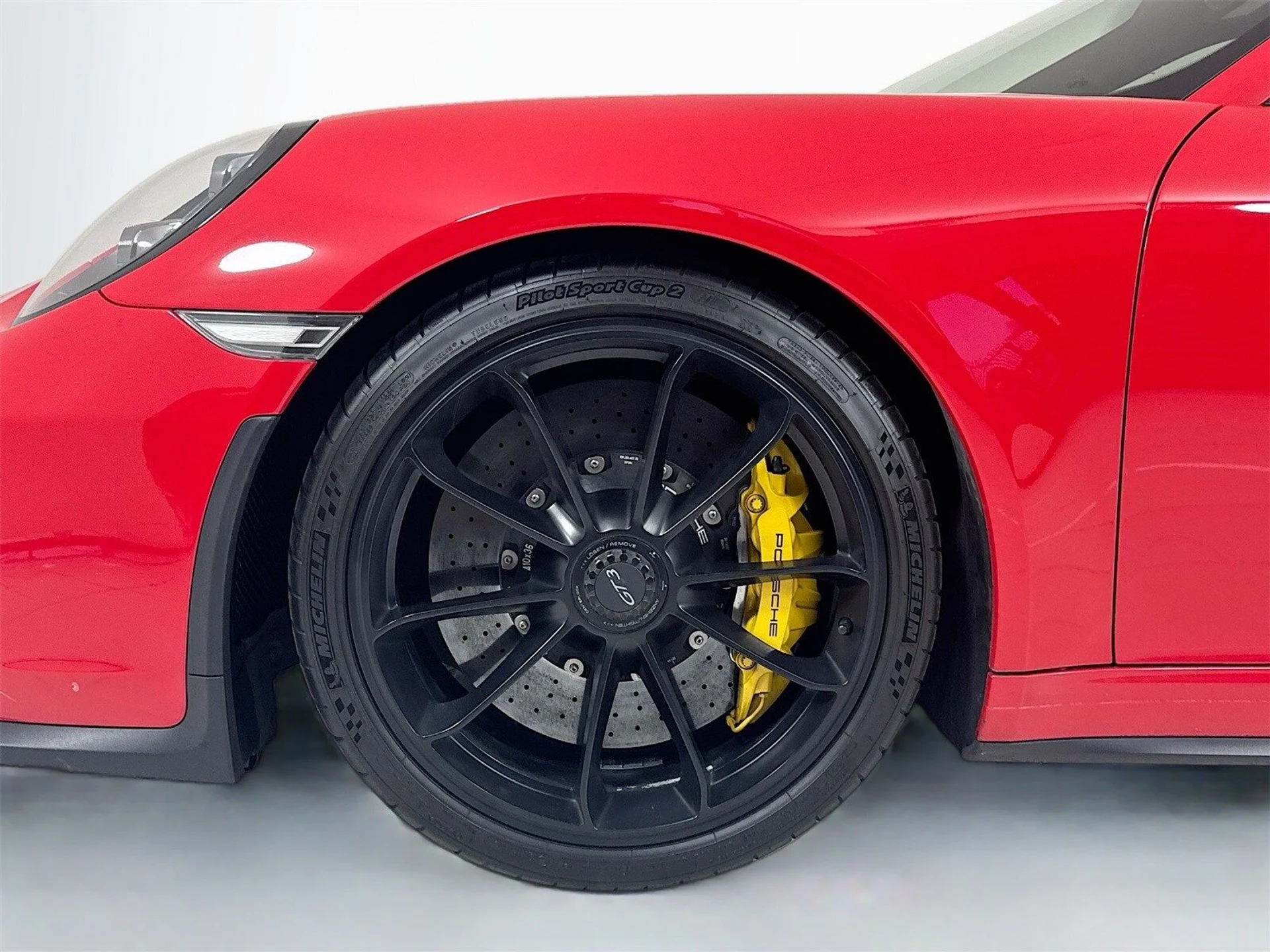 mph006_3160154488_d632c3e3f55818be45652ddeefc3e1cbx_112c2d10fe