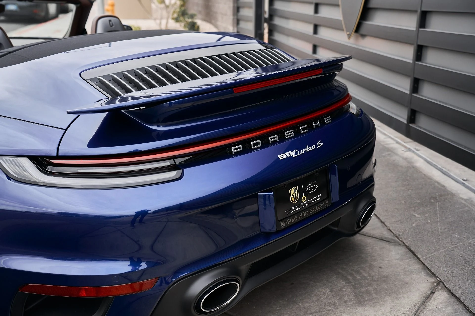 mph006_3166356001_Used_2021_Porsche_911_Turbo_S_1763157425_11a09d8207