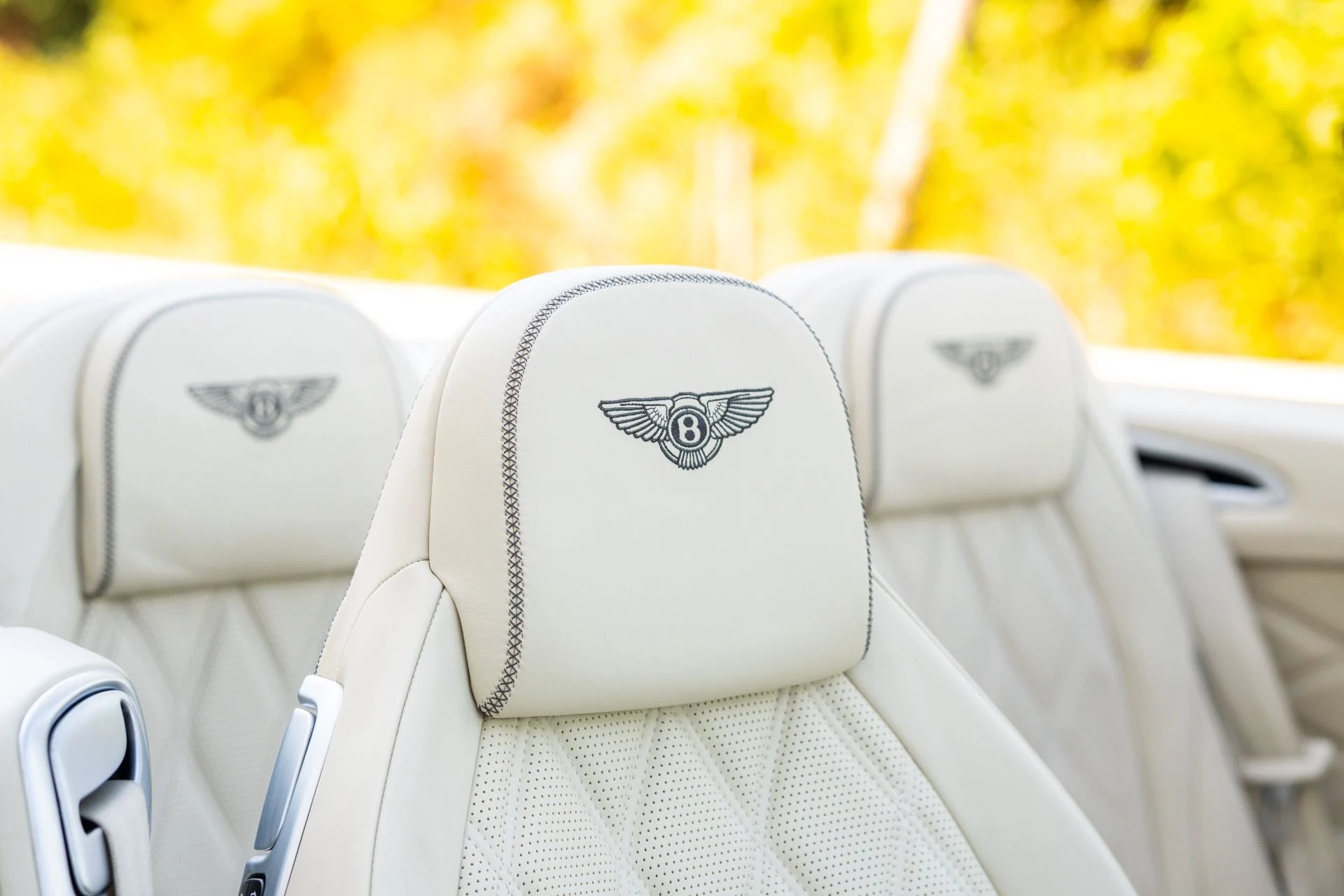 mph006_3177327070_Used_2015_Bentley_Continental_GT_V8_S_1769717310_3a0cb65a55