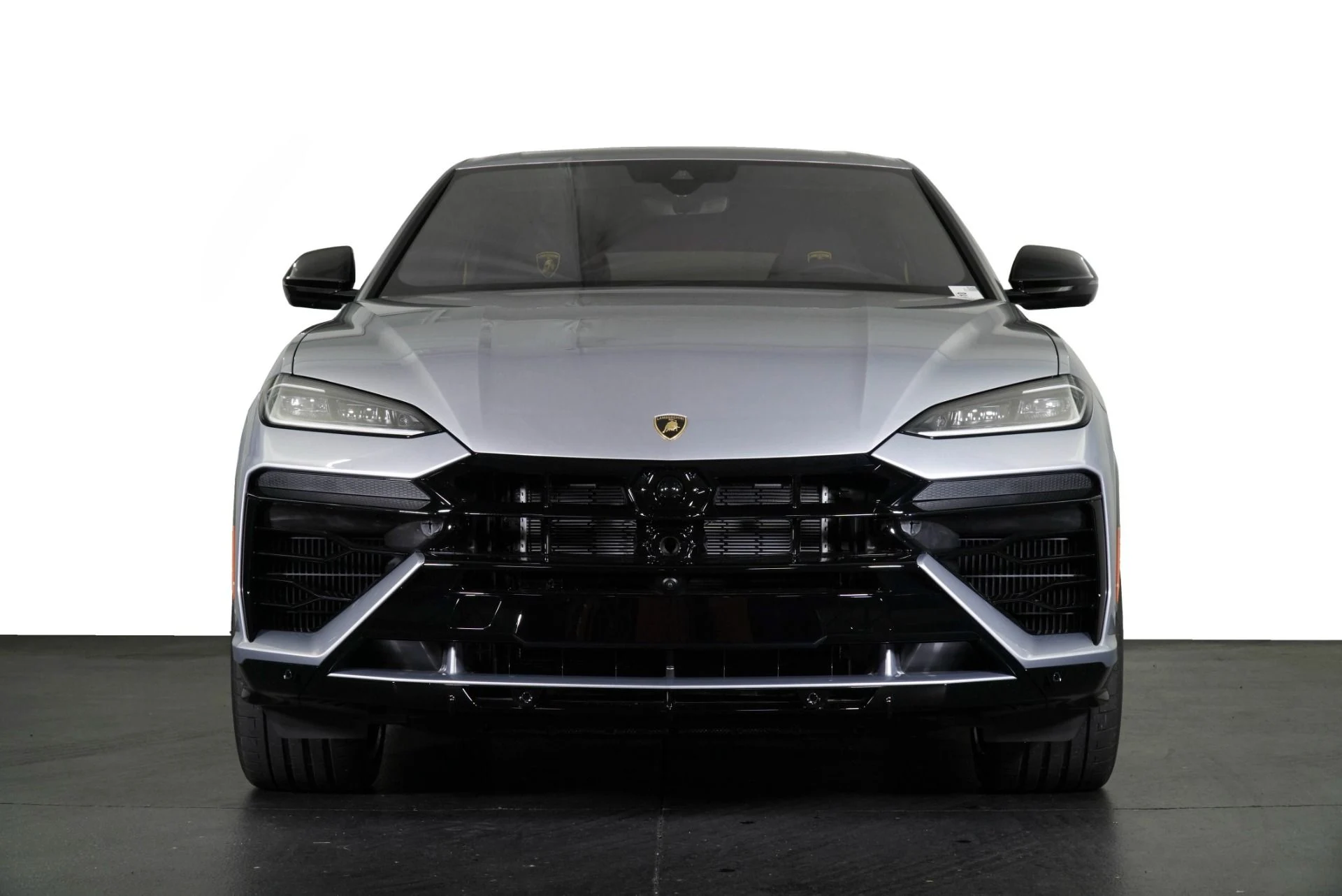 mph006_3187530251_New_2025_Lamborghini_Urus_SE_1776533291_c40a055218