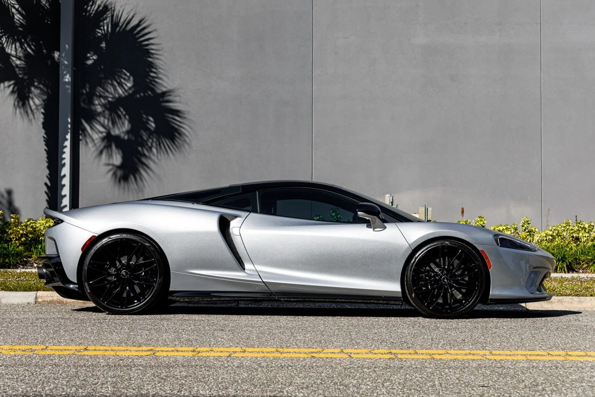 mph006_3190660677_137_p7_l_bbc64f522a